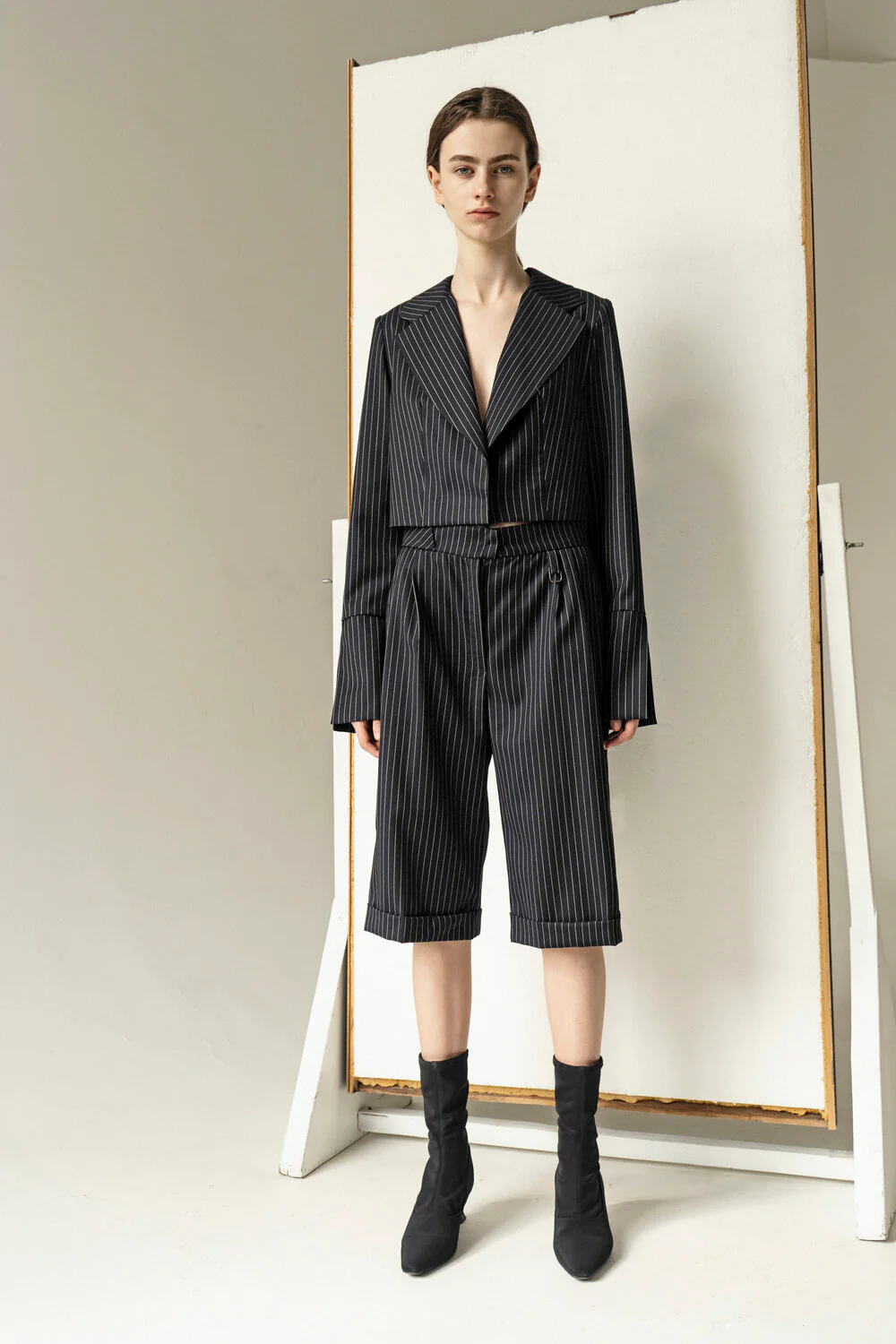 Pin Stripe Cropped Blazer Navy