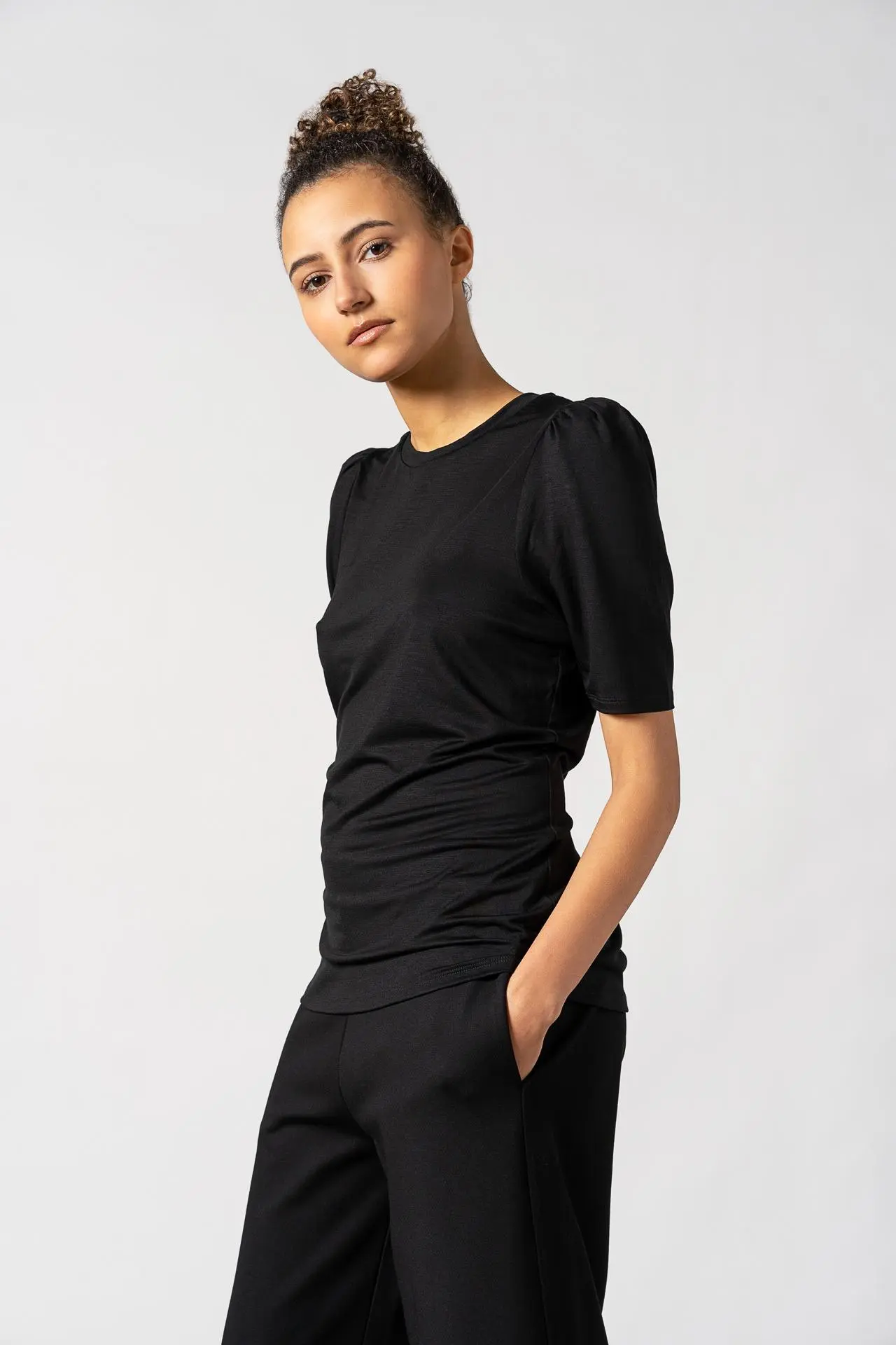 Tu Puff Sleeve Top Black