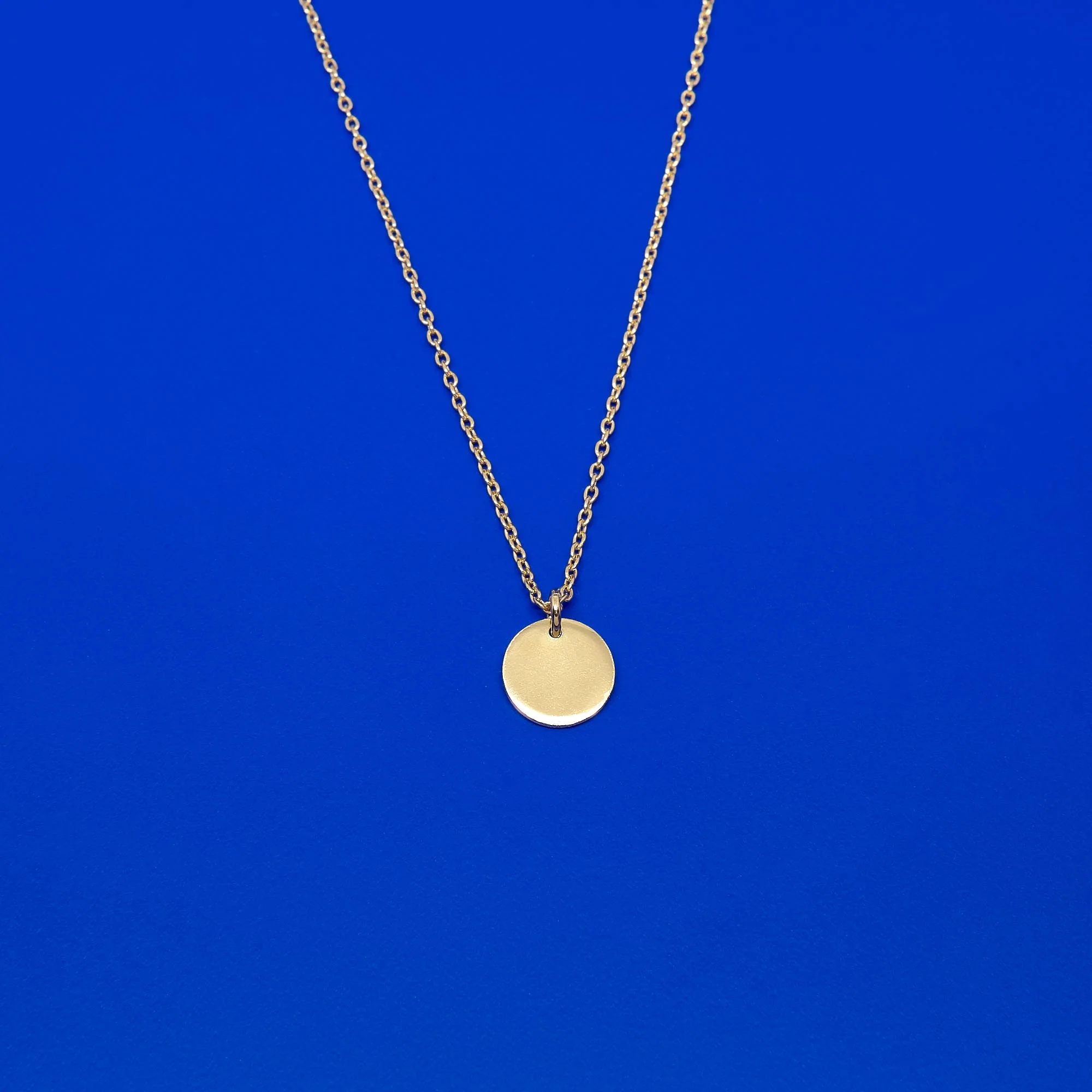 Shiny Disc Necklace