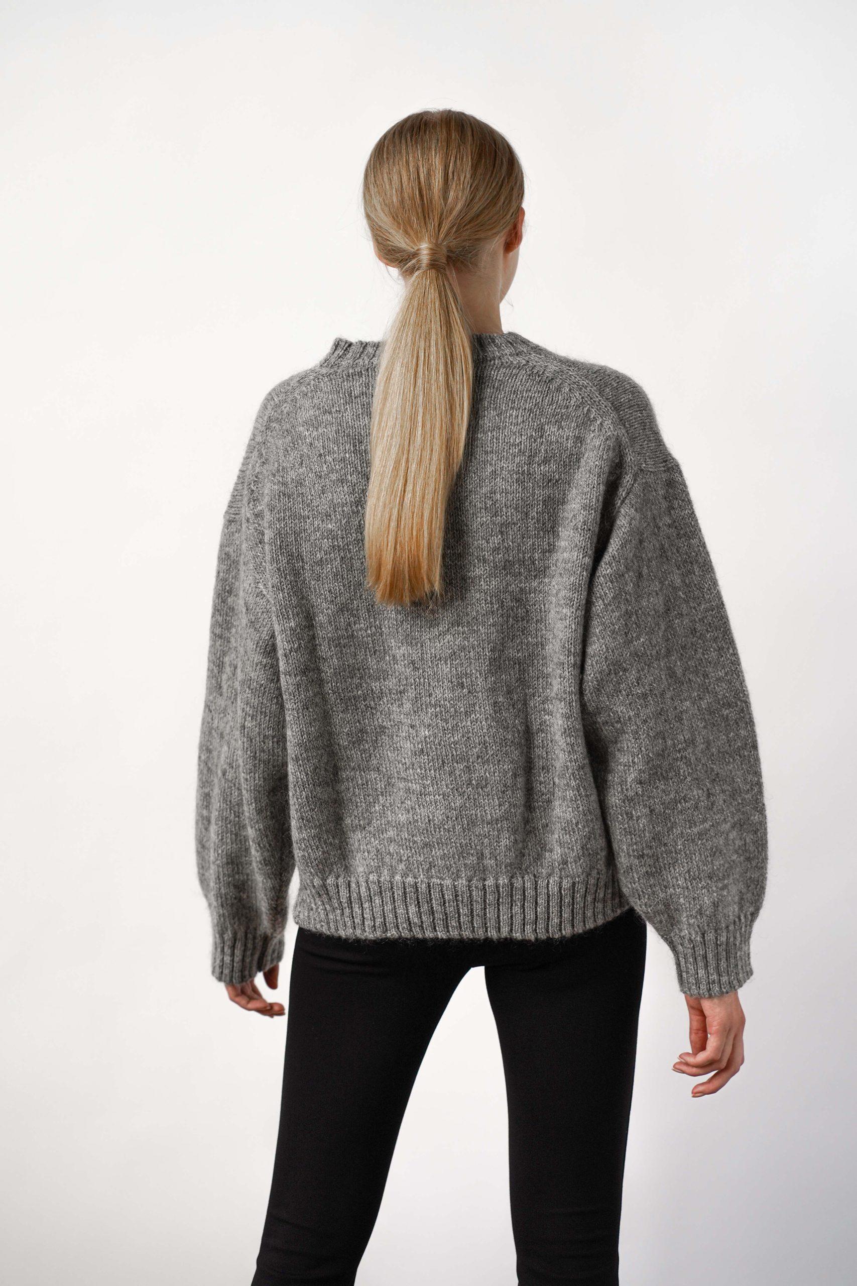 Ire Knitted Sweater Grey