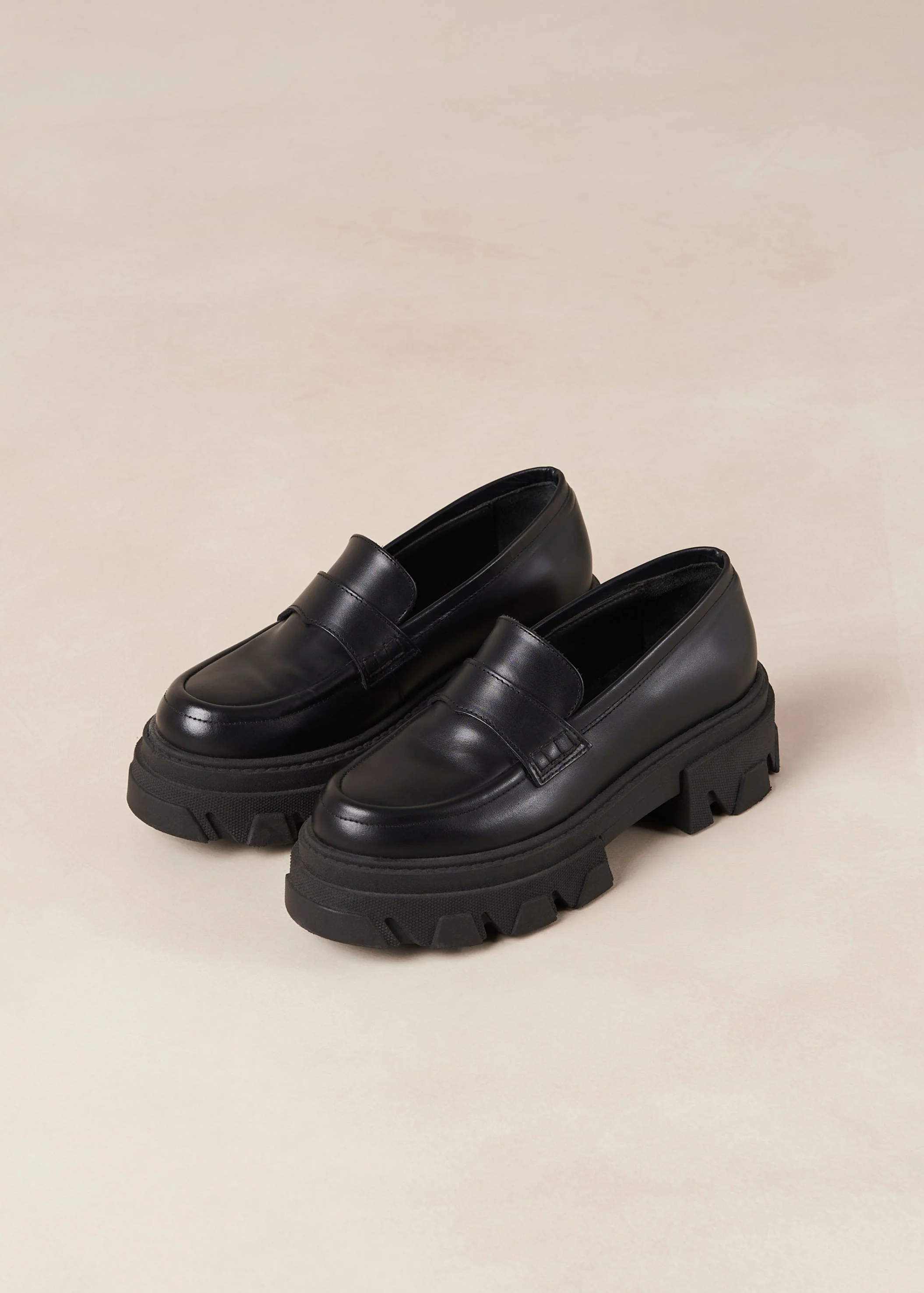 Trailblazer Chunky Loafers Black