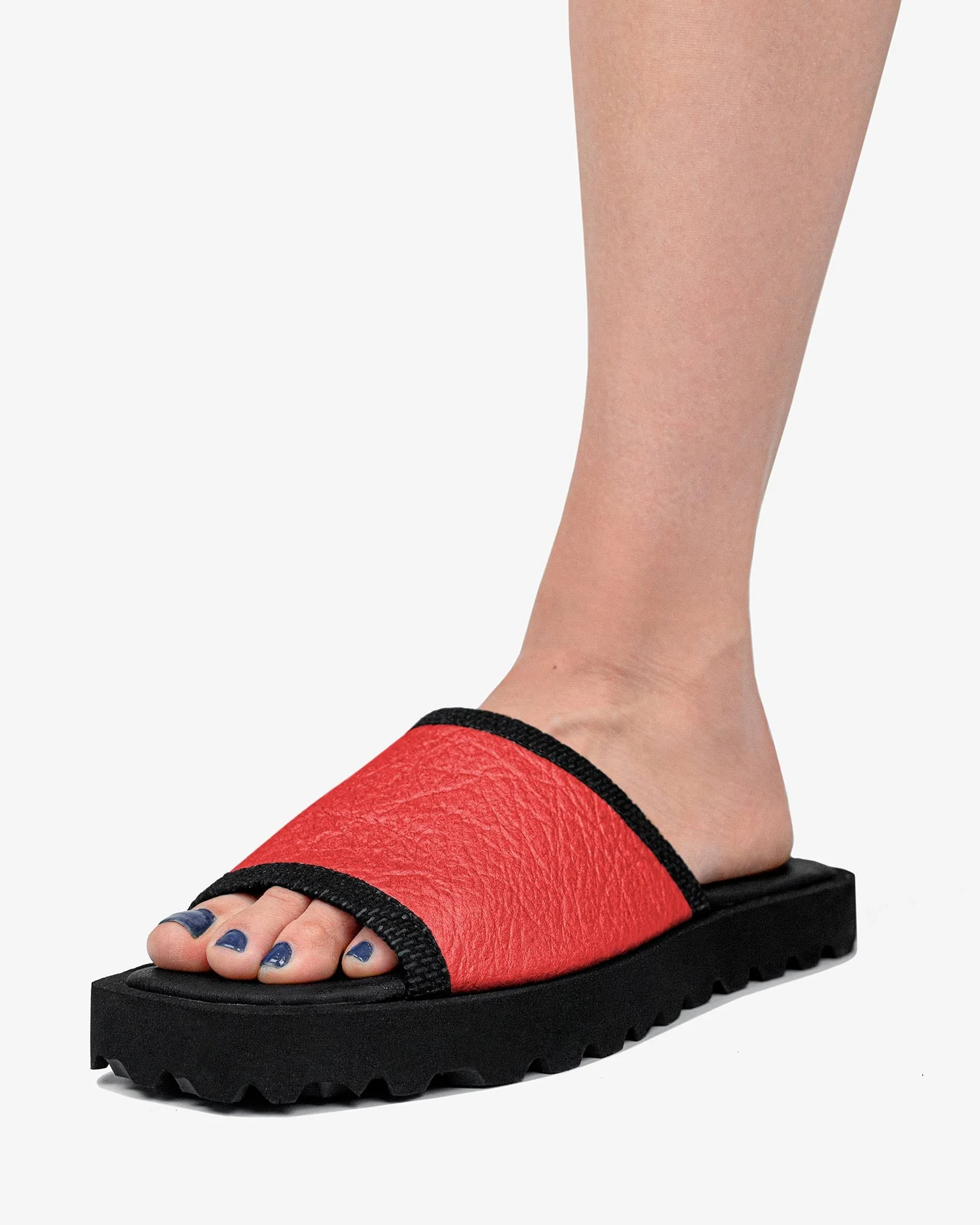 Pina Flat Slides Pinatex®