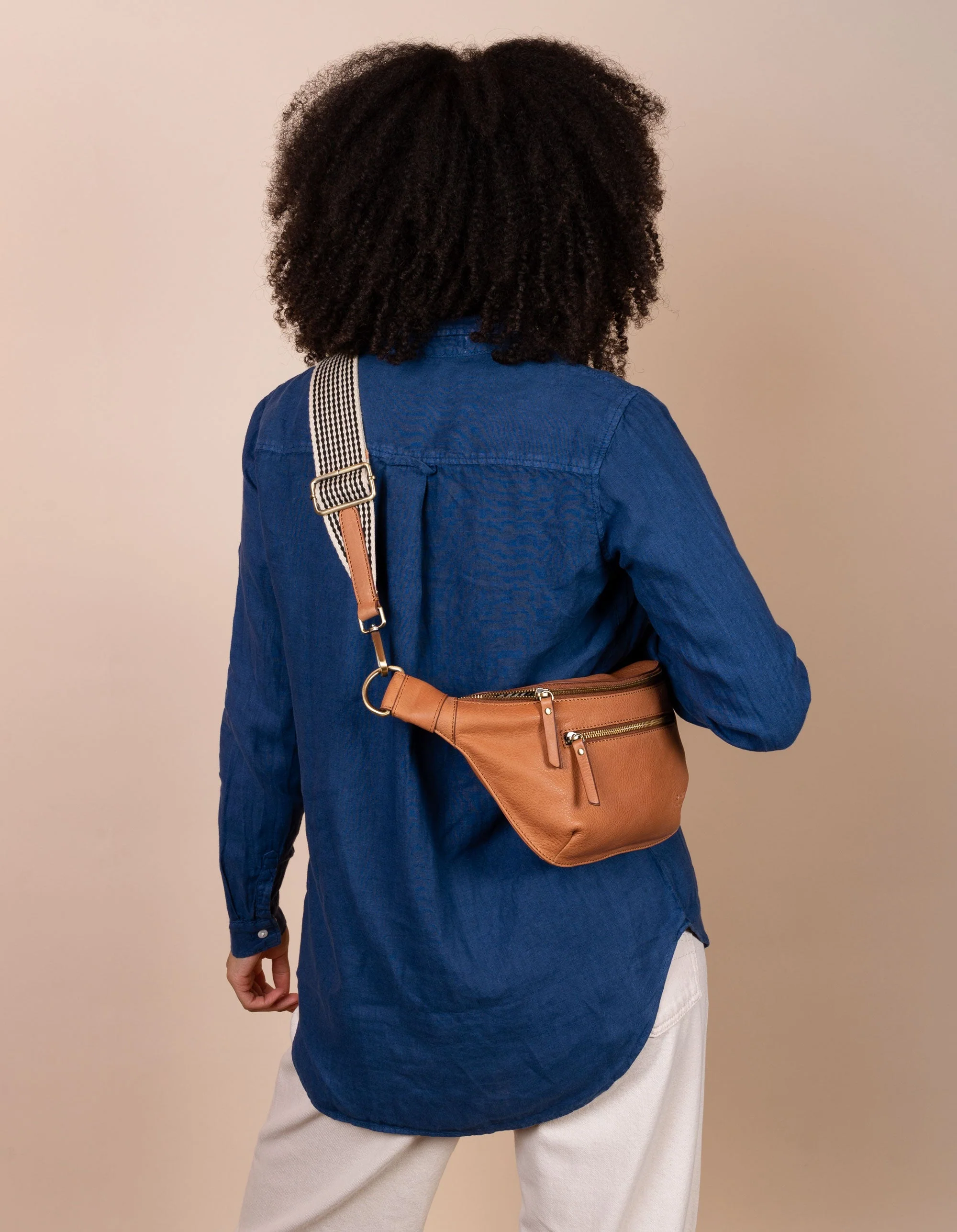 Drew Bum Bag Soft Grain Leather Wild Oak