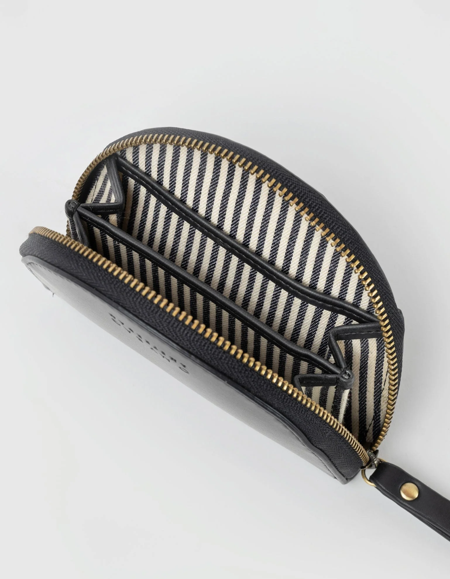 Laura Coin Purse Apple Leather Black