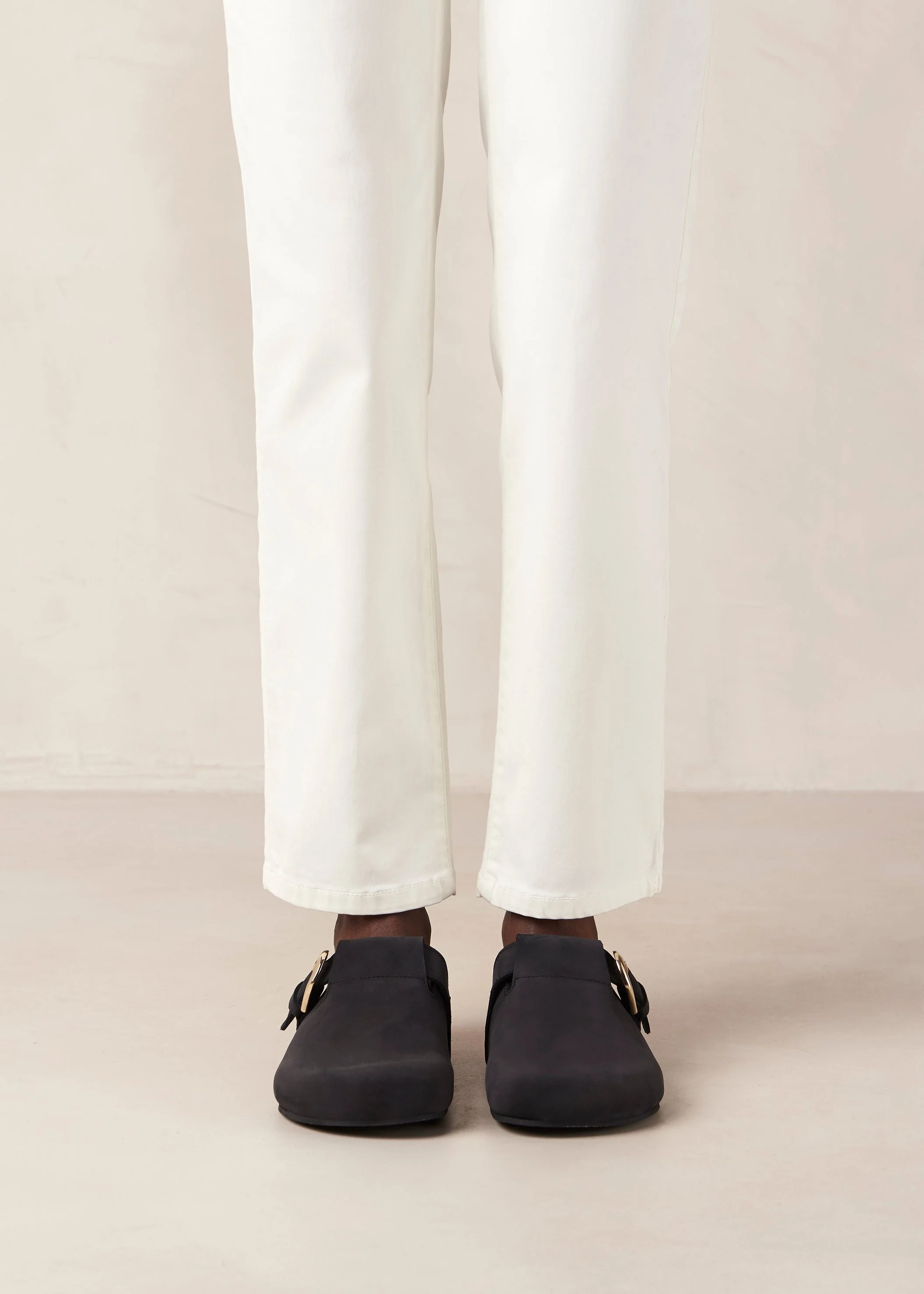Travis Leather Mules Black