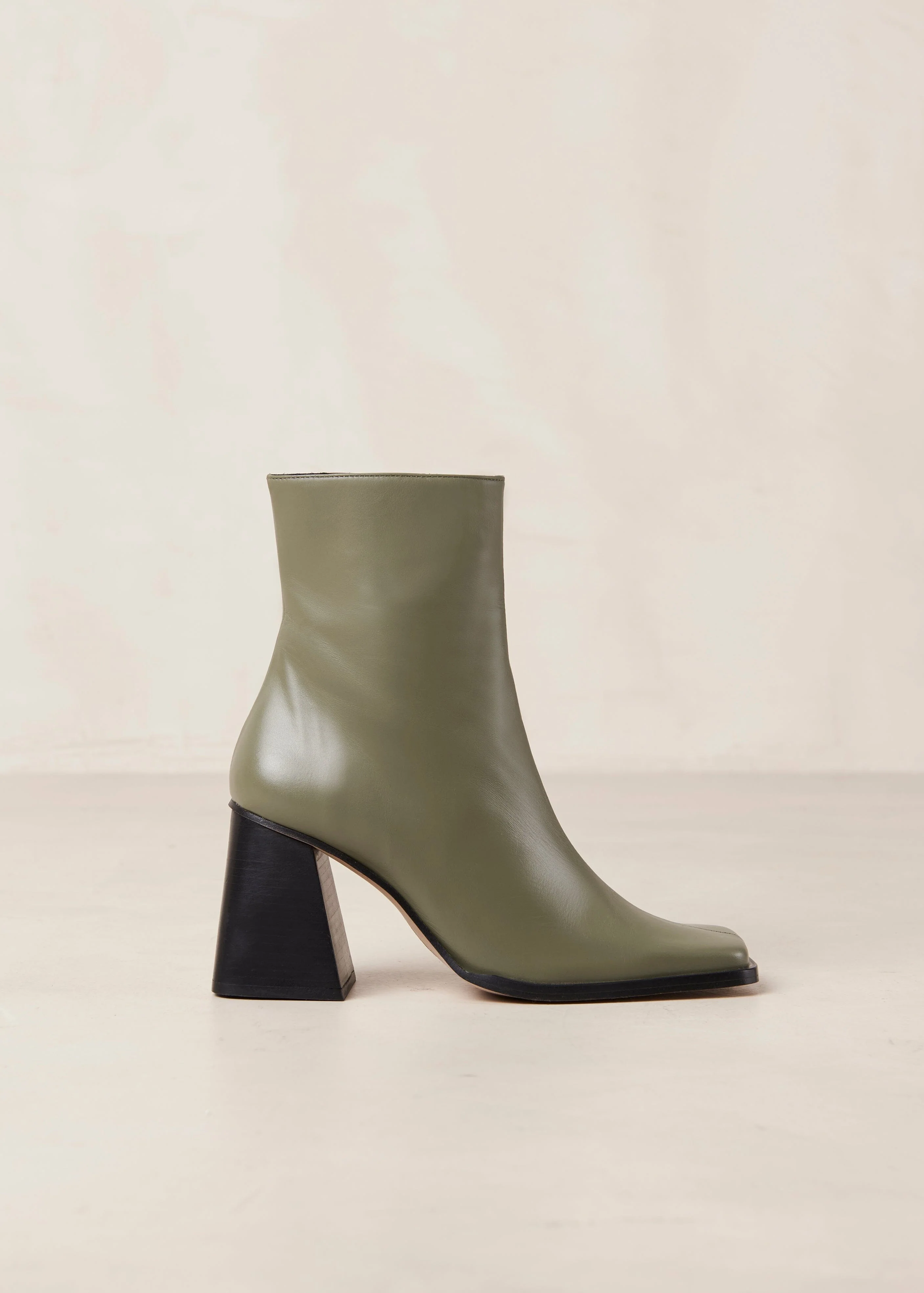 South Leather Boots Dusty Olive Green