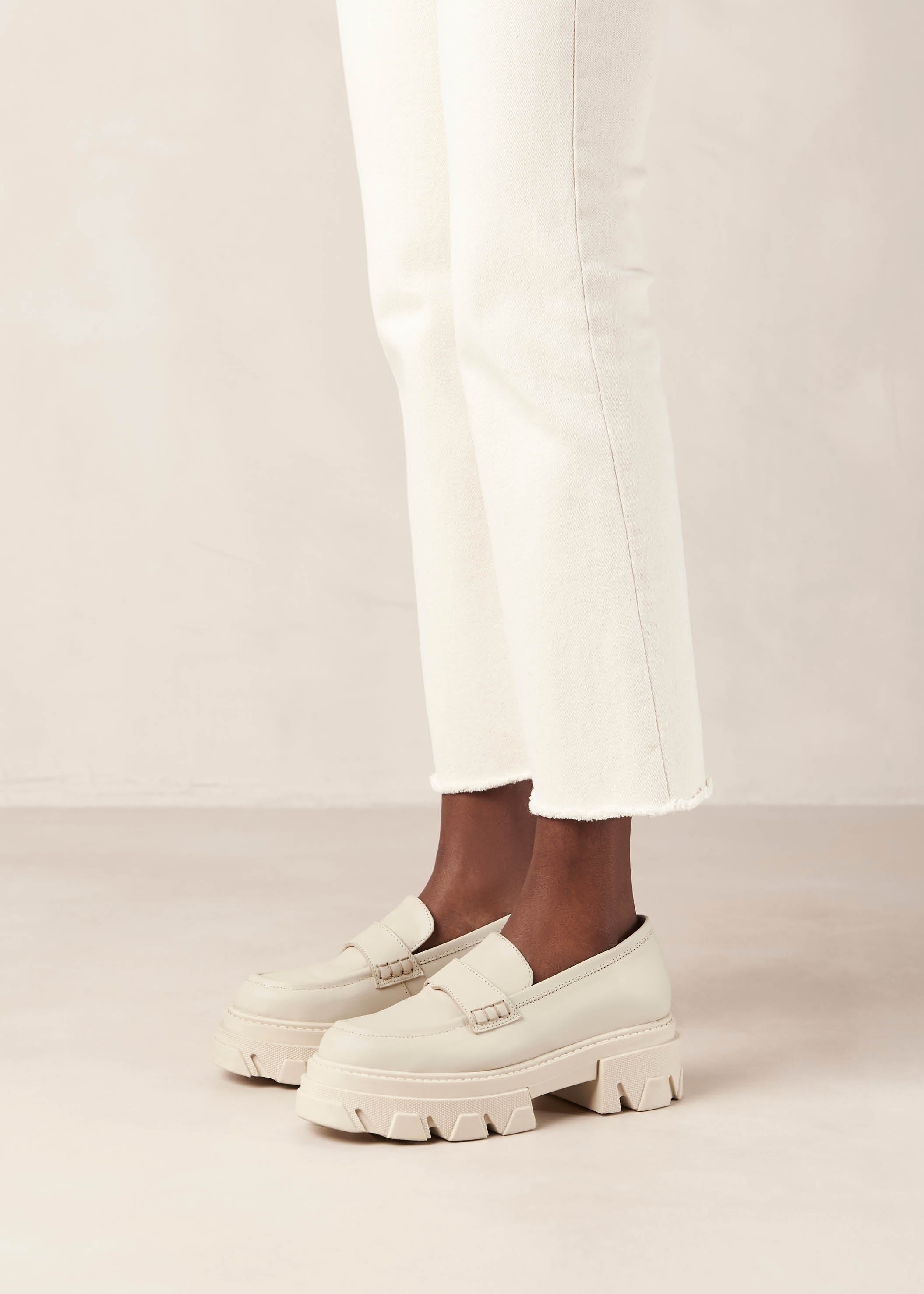 Trailblazer Chunky Leather Loafers Cream White