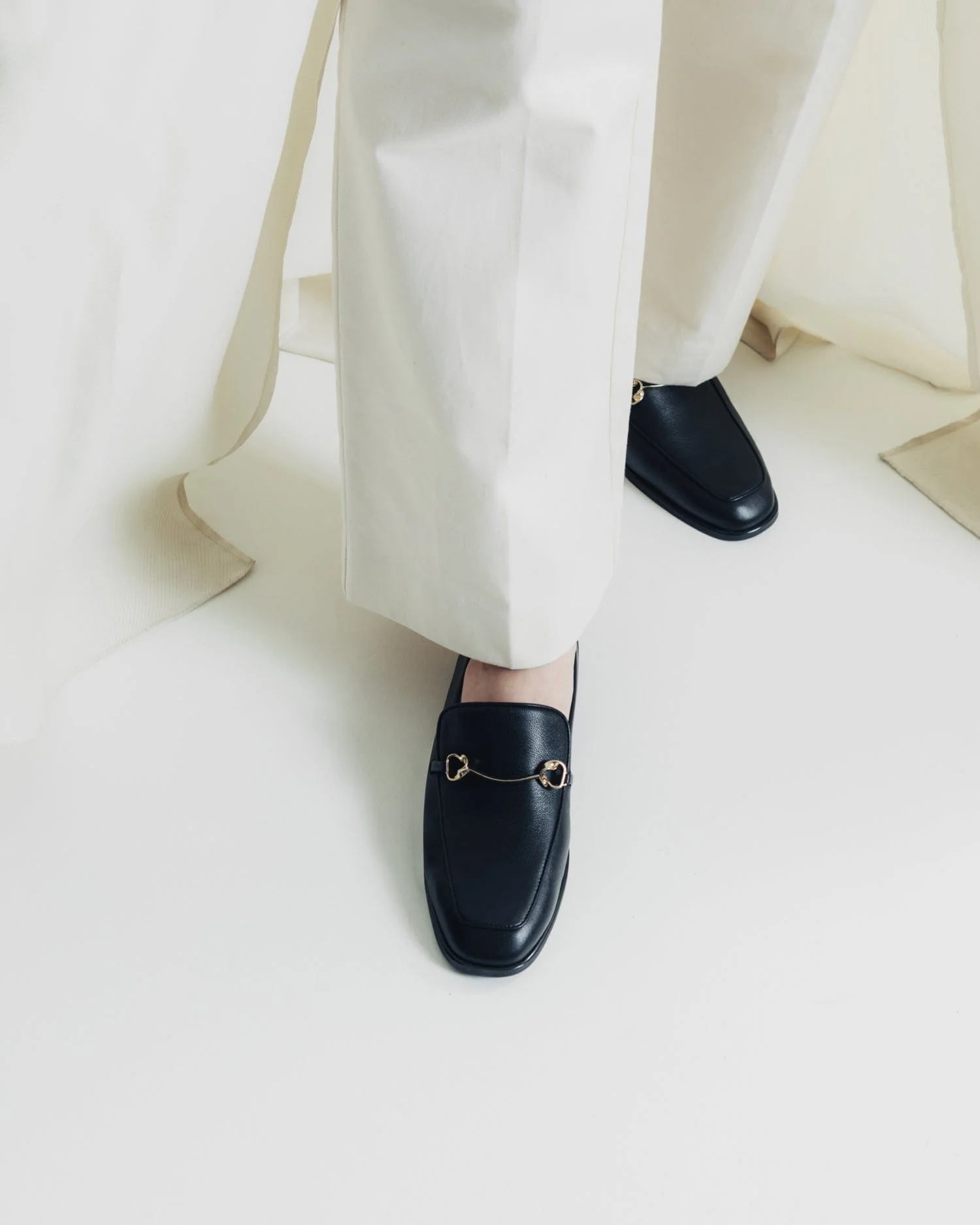 The Modern Moccasin Black With Hardware