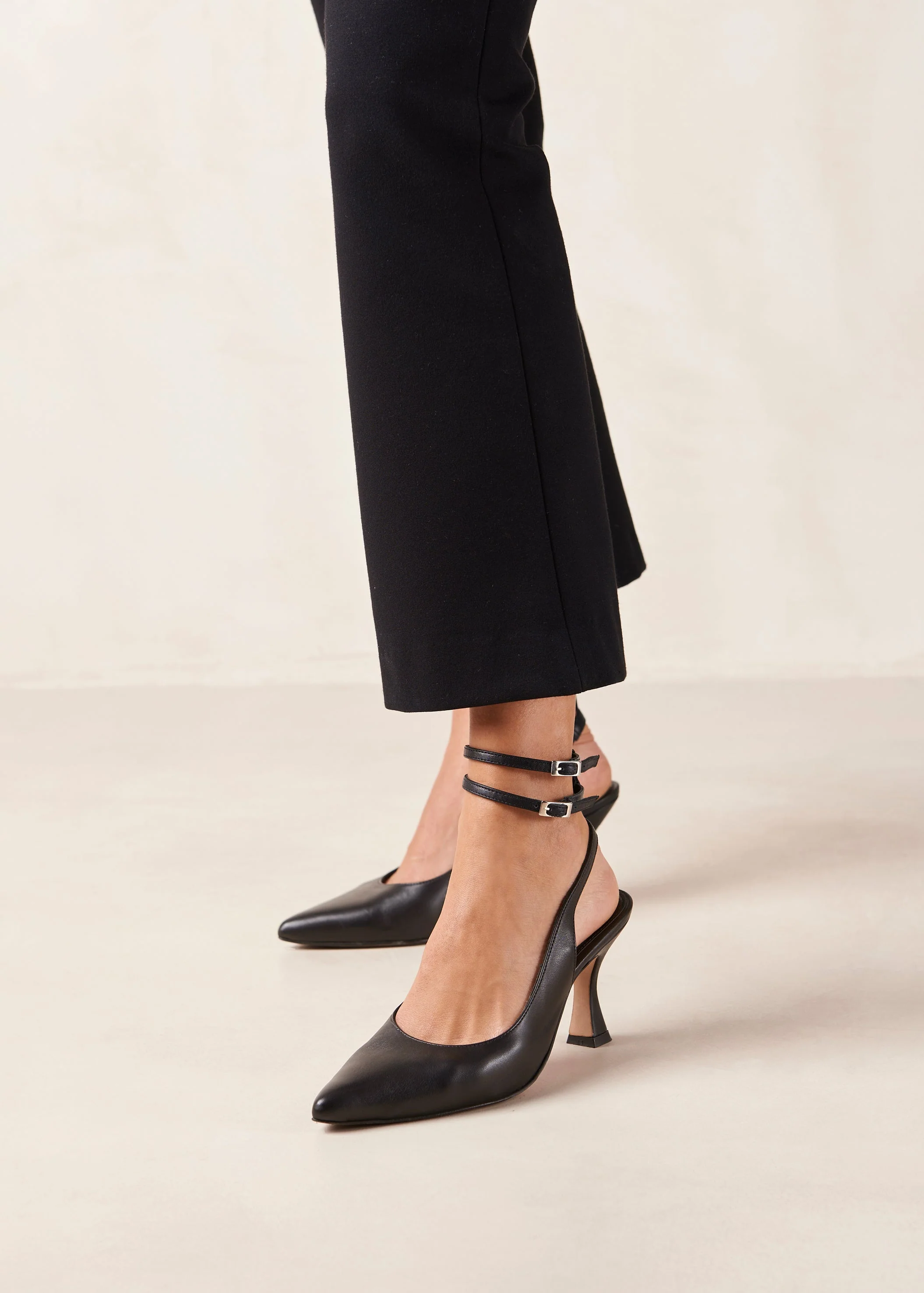 Louise Leather Pumps Black