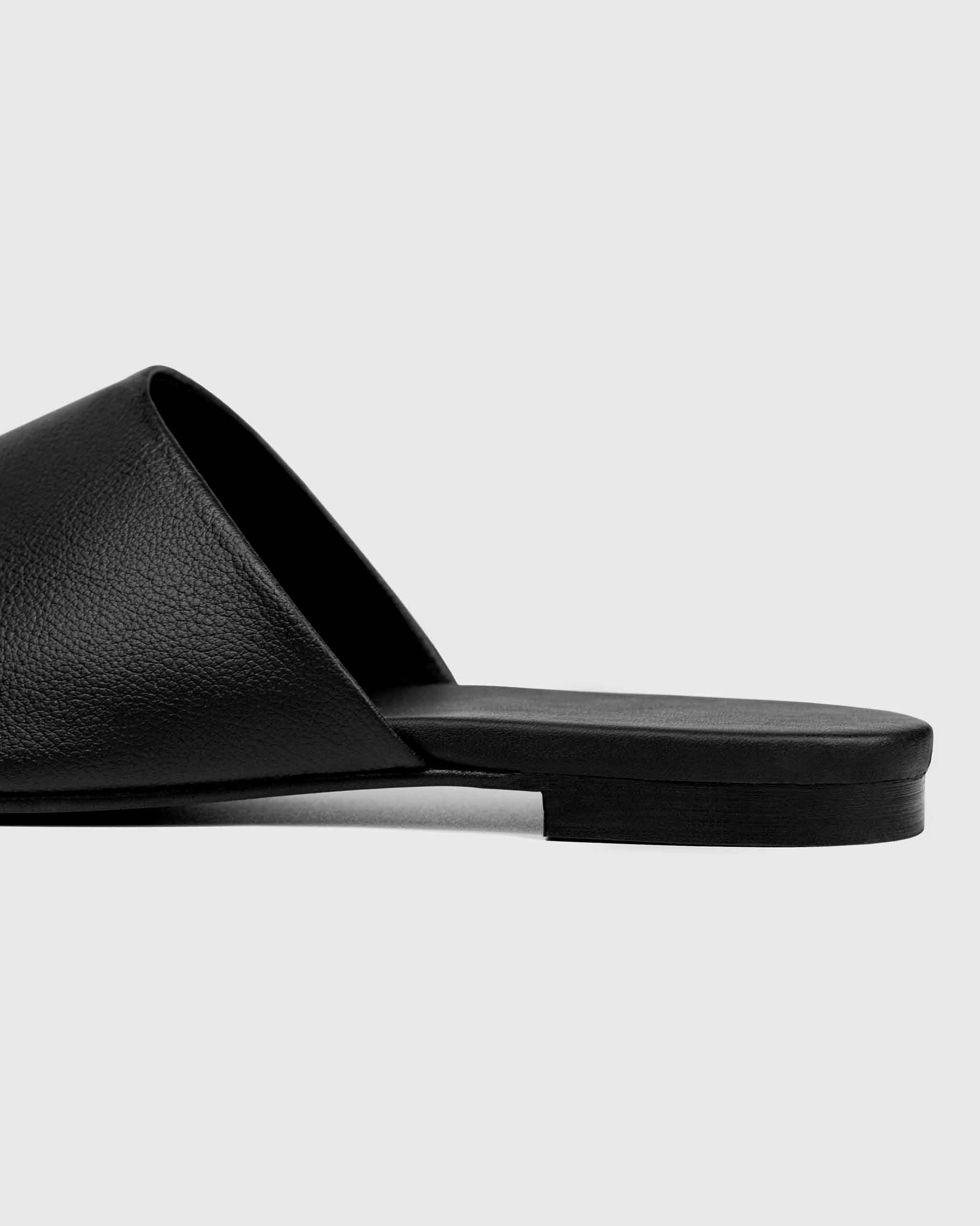 Ritzy Slides Grapes Leather Black