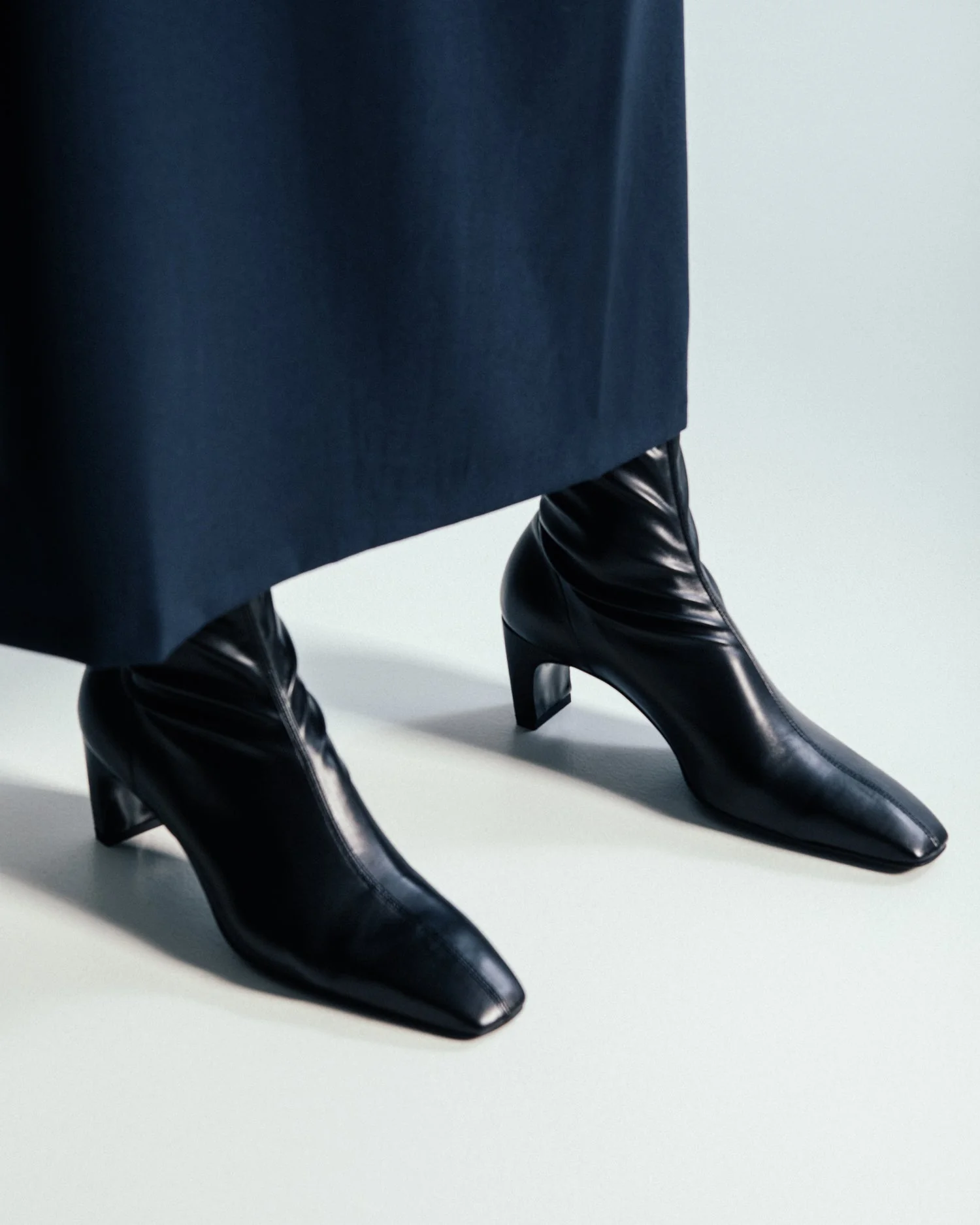 The Glove Boot Black