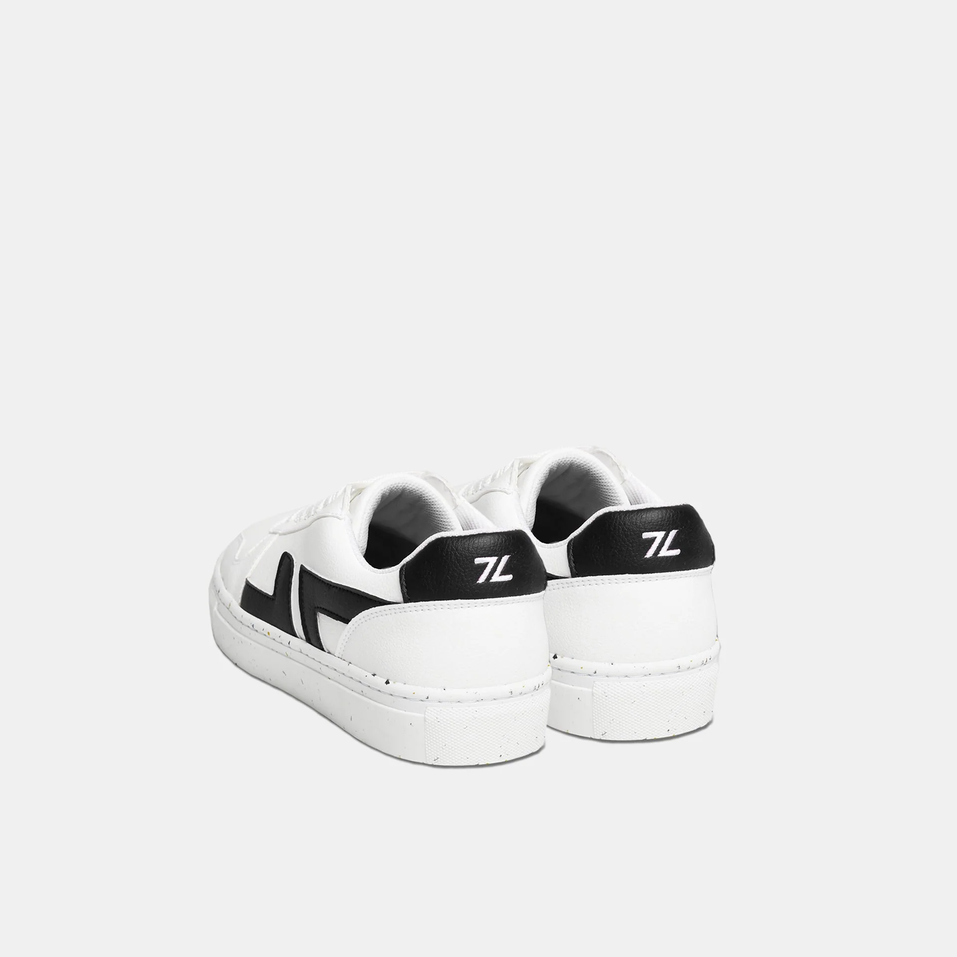 Alpha Noir Sneakers