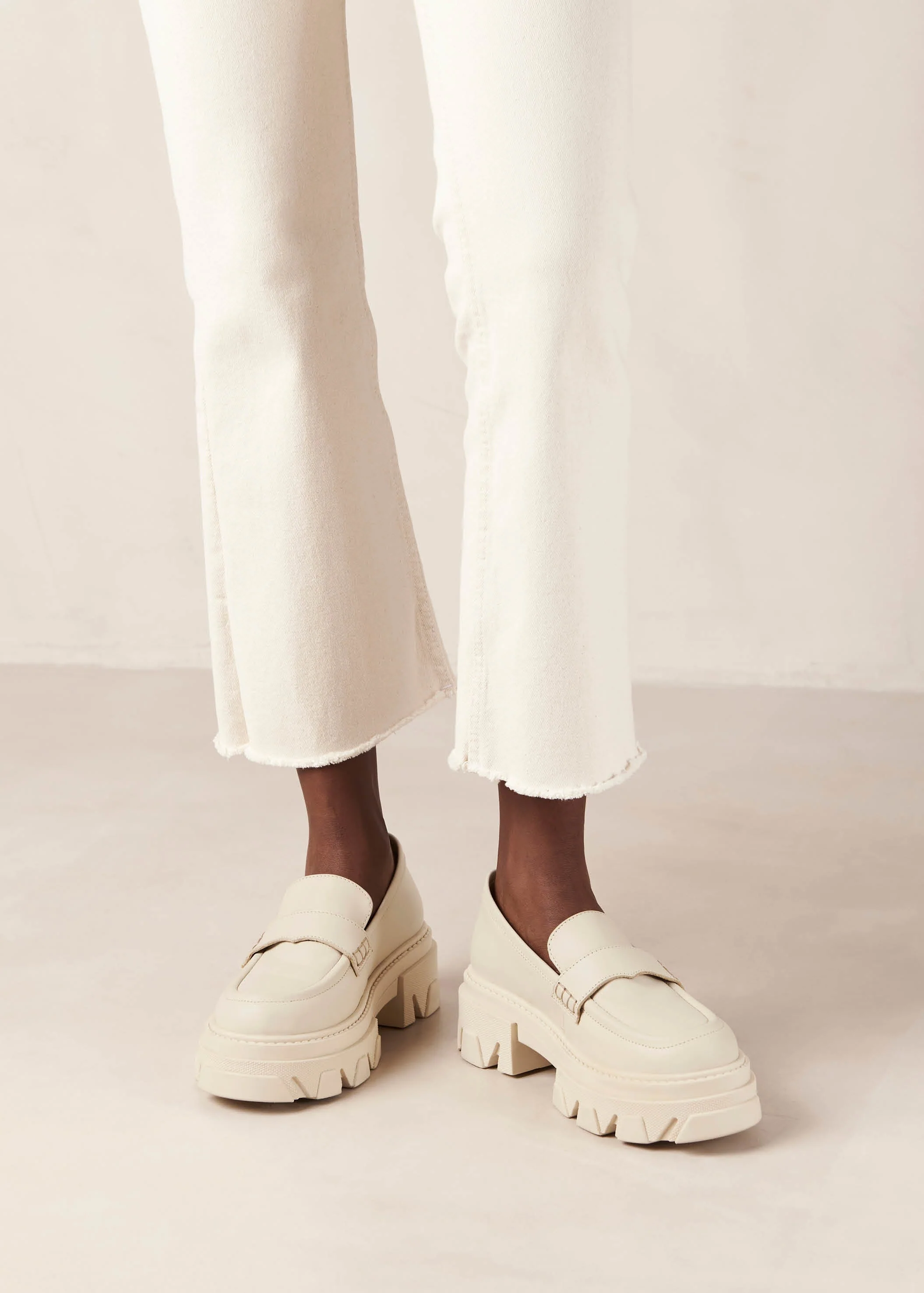 Trailblazer Chunky Leather Loafers Cream White