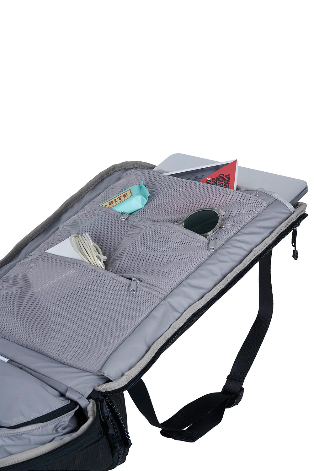 The Day Pack Compact