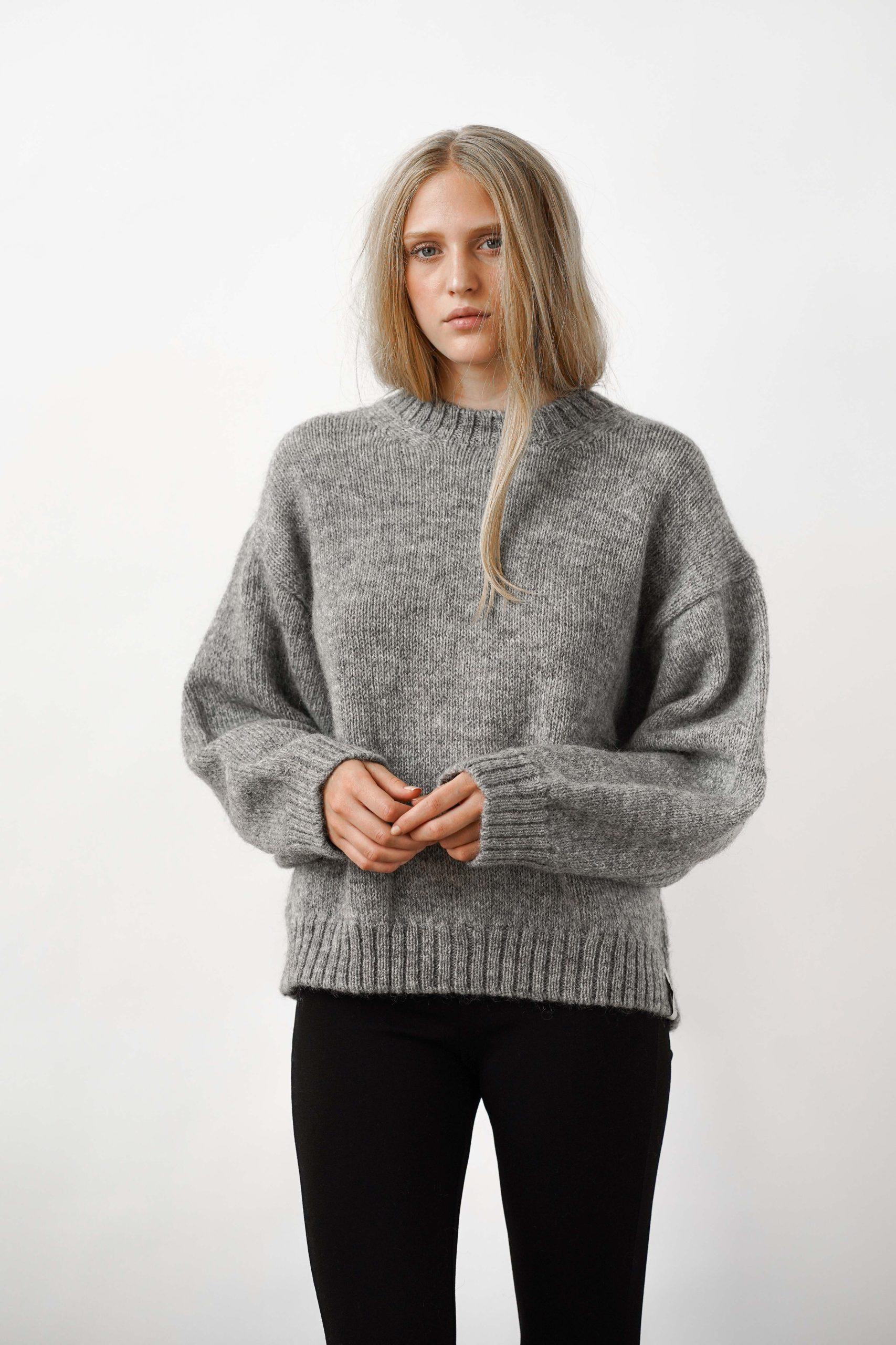 Ire Knitted Sweater Grey