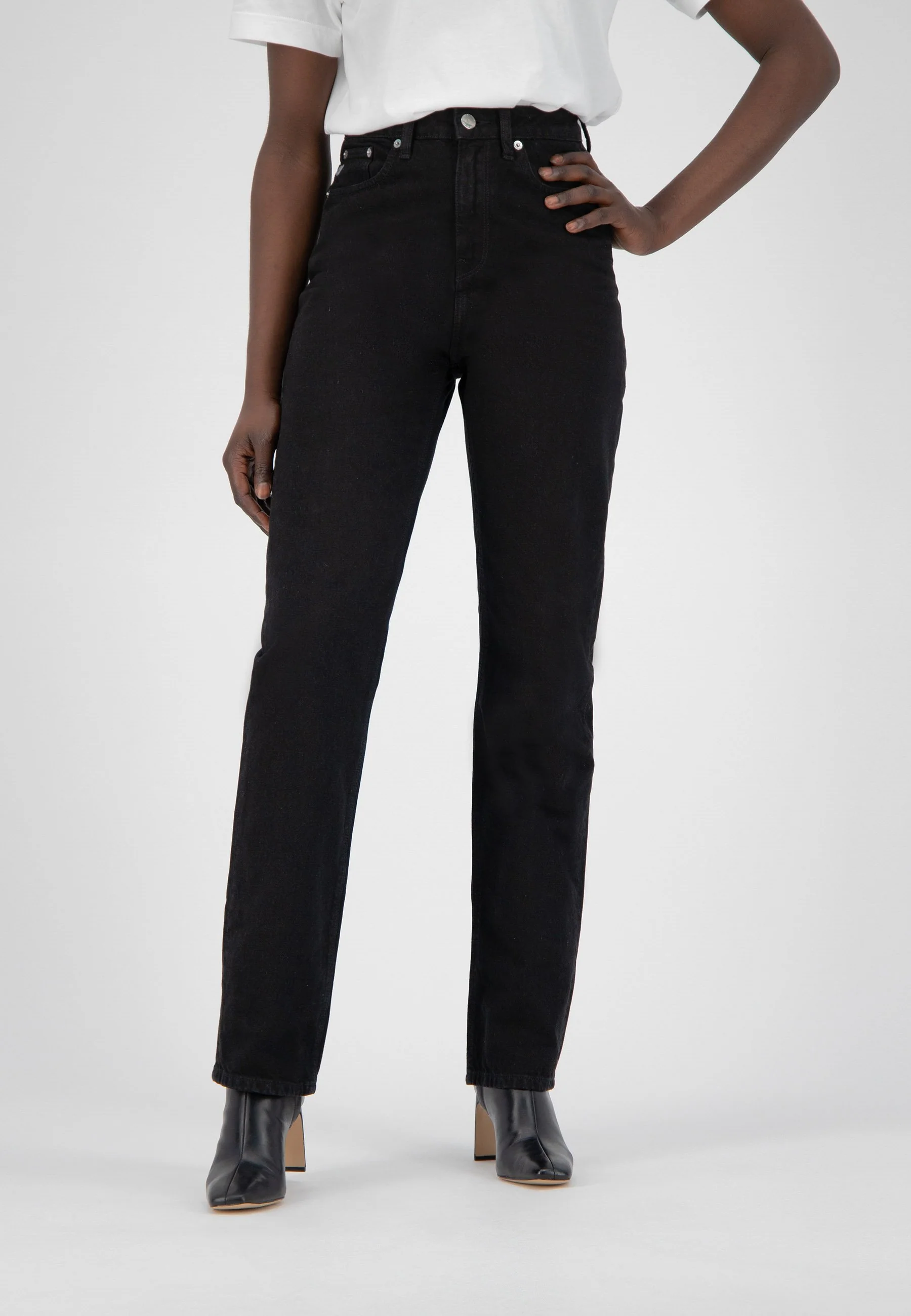Relax Rose Jeans Dip Black