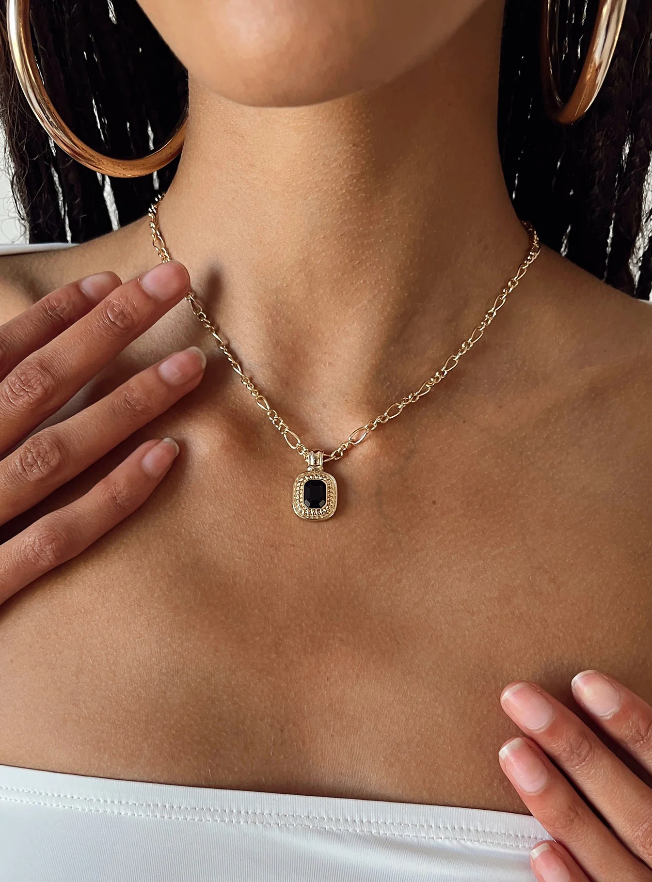 Setton Pendant Necklace Gold / Black