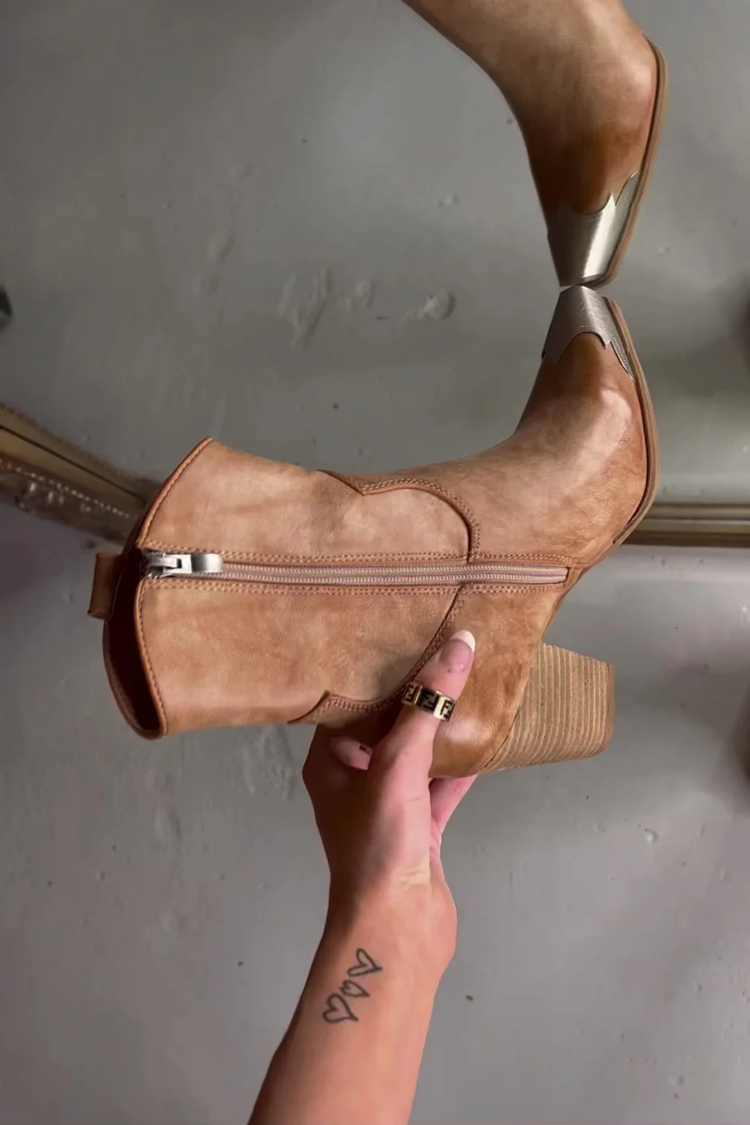 Walking In A Western Way Natural Boots