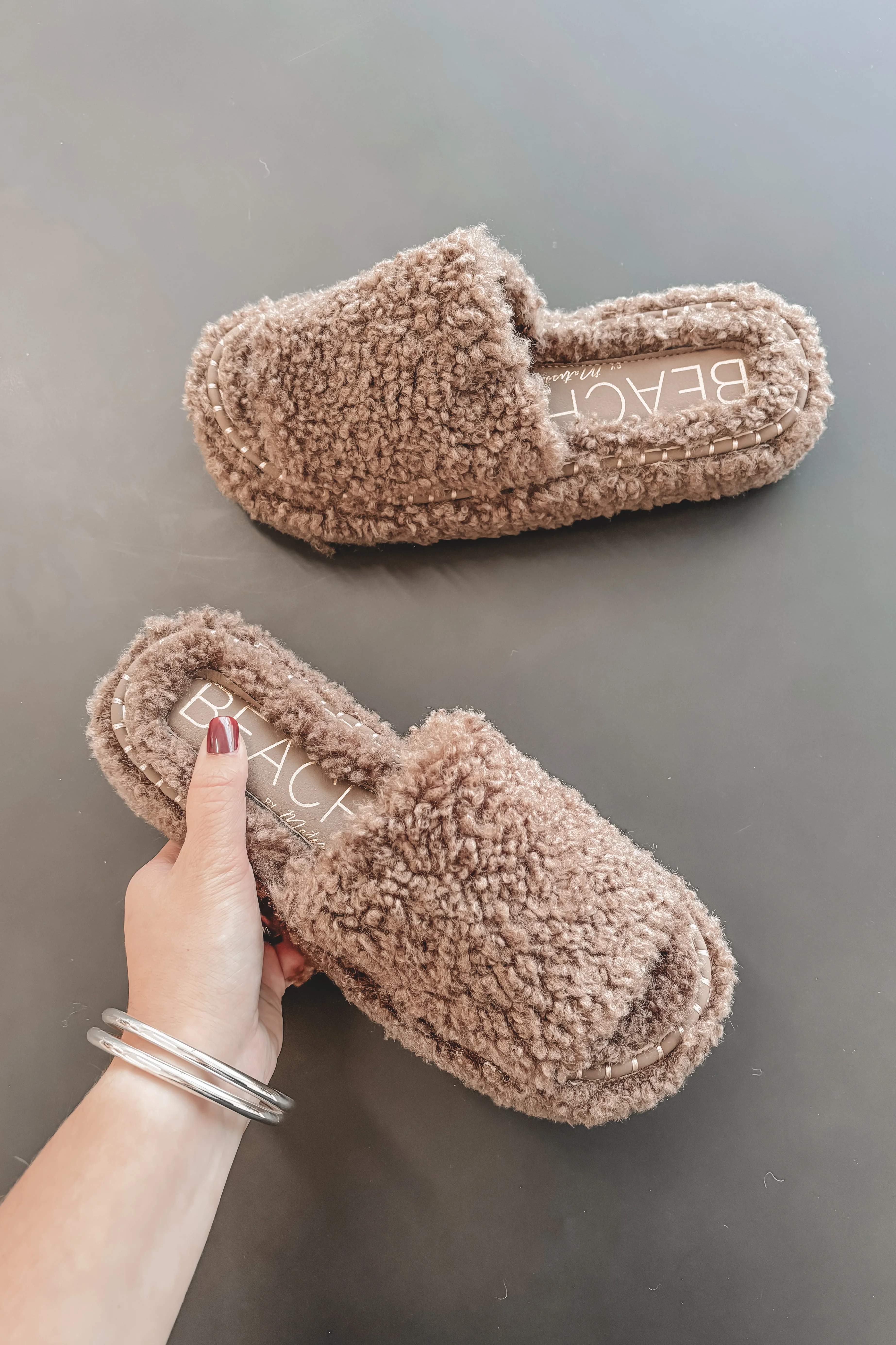Matisse In House Cozy Vegan Sherpa Slipper Slides