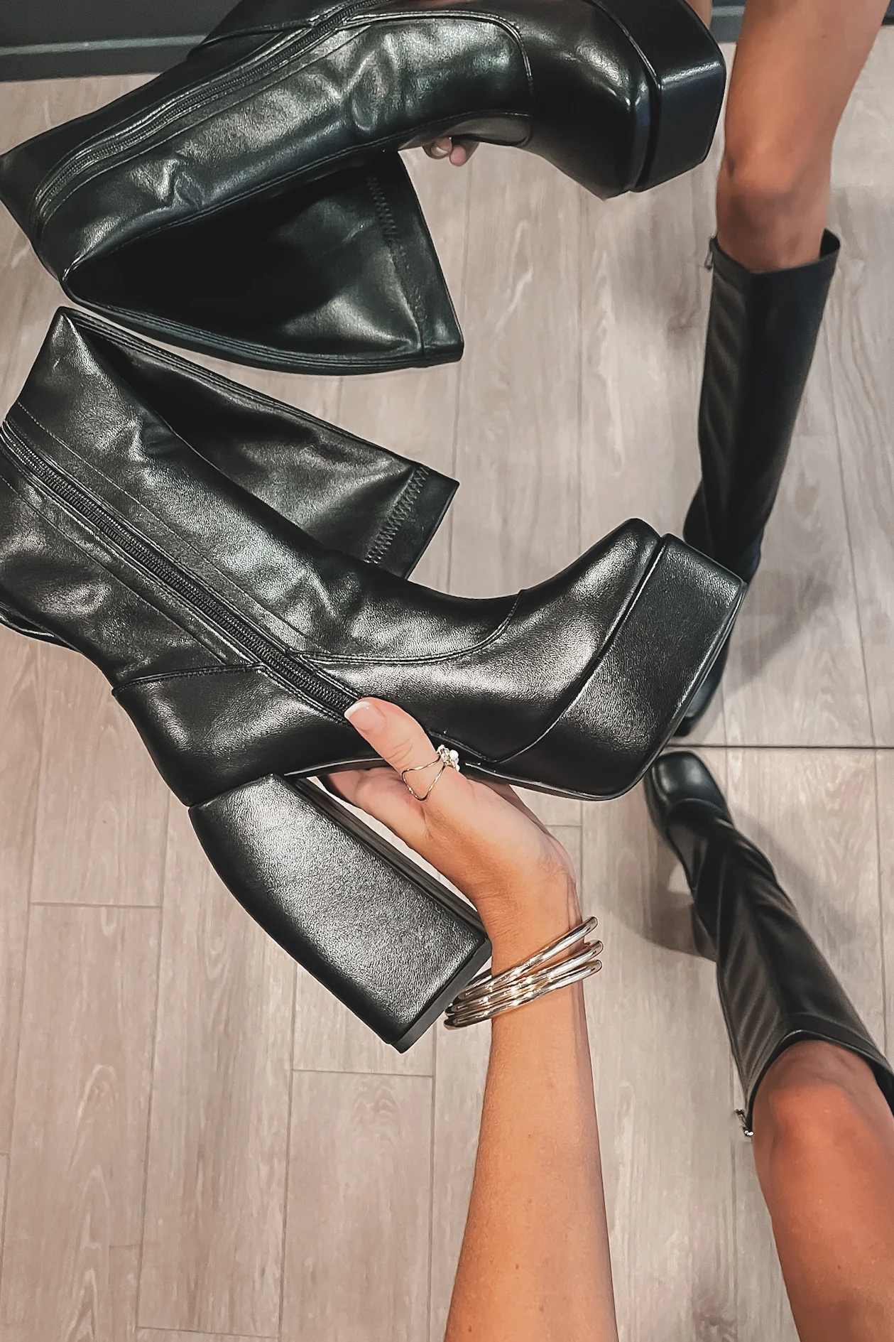 DOOR BUSTER  Standards High Heel Higher Leather Platform Boot