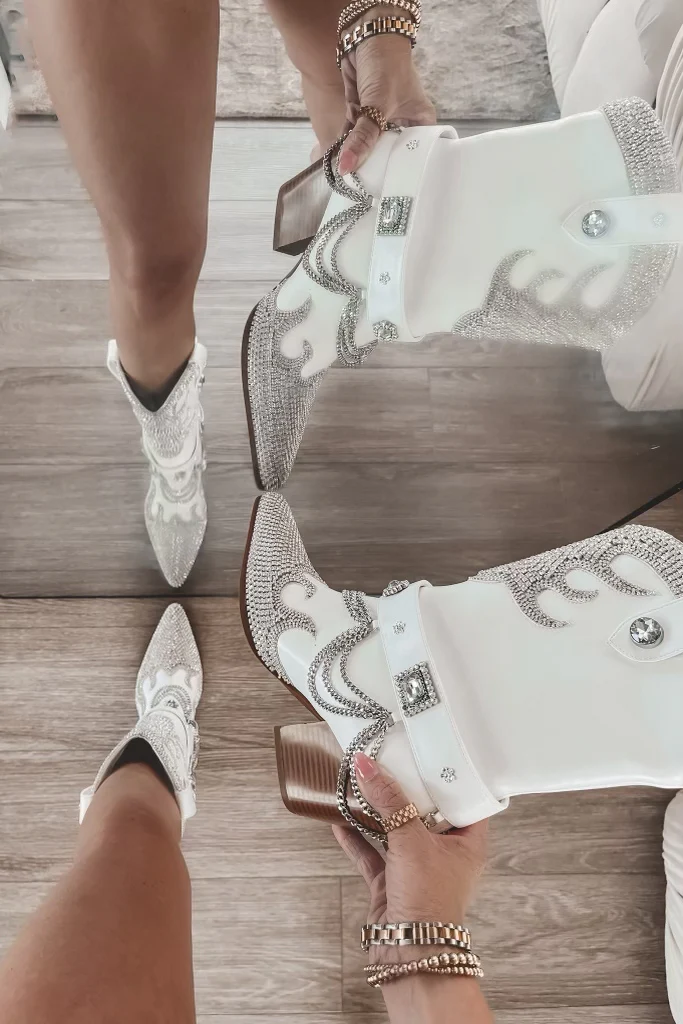 It’s Giving Turning Heads White Rhinestones Western Booties
