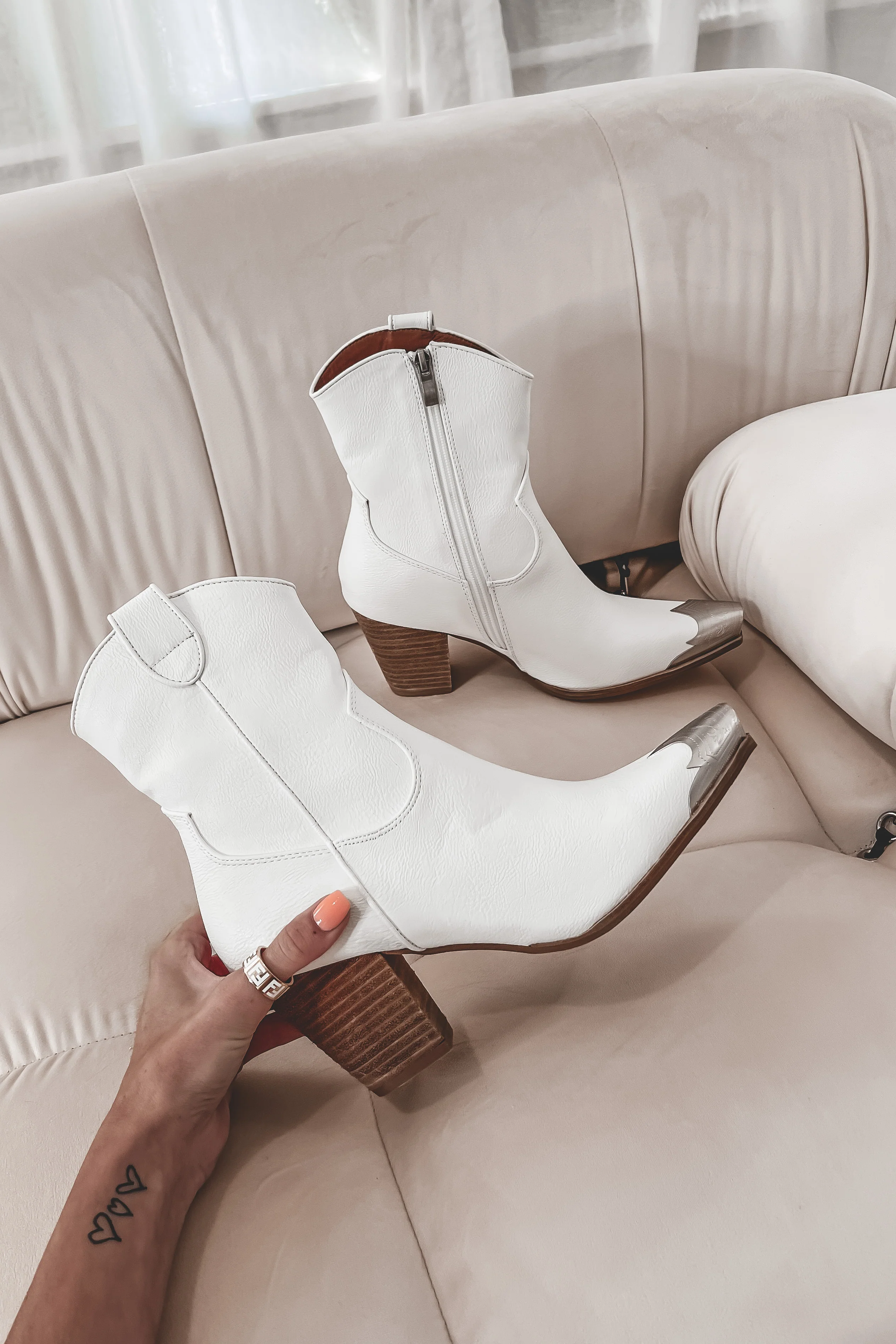 Walking In A Western Way Boots