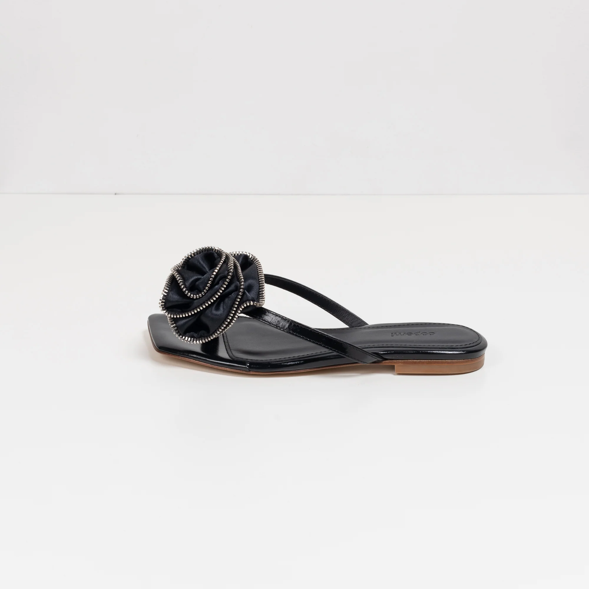 Zip Flower Flip Flops