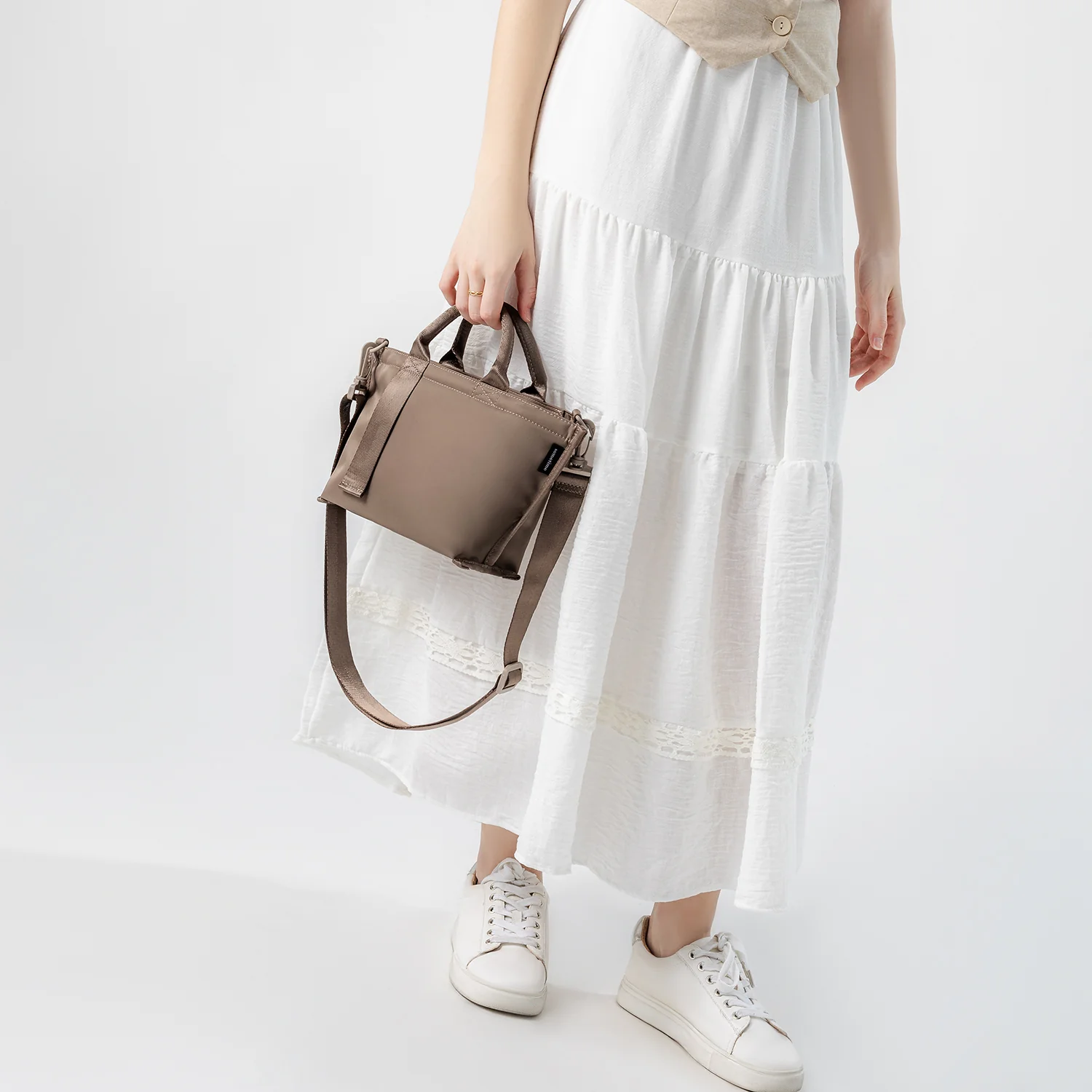 Eslona Mini Air Crossbody Bag