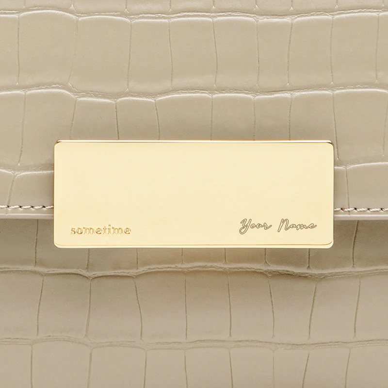 Gaia Crossbody Saddle Bag