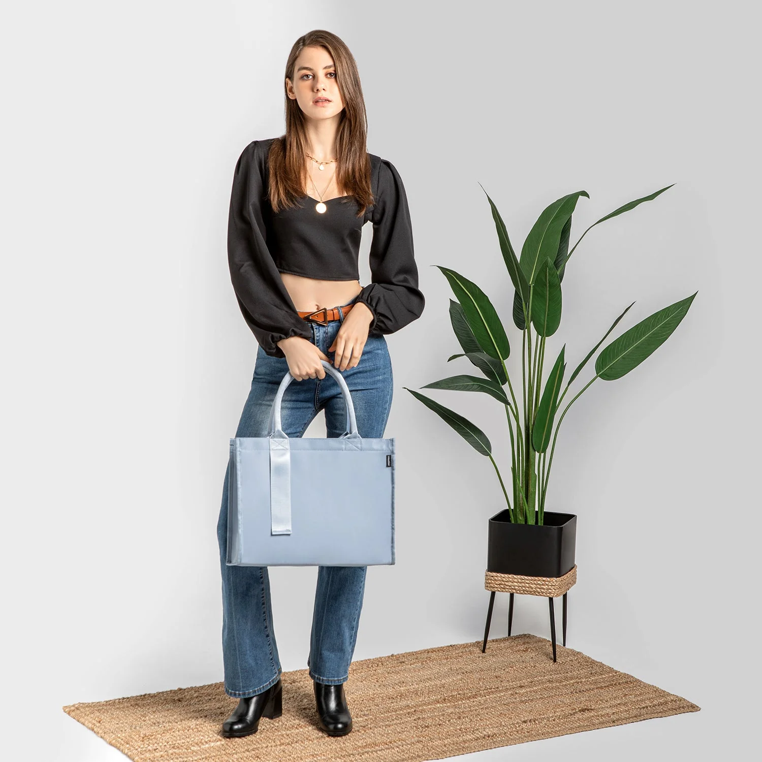 Estela Air Tote Bag