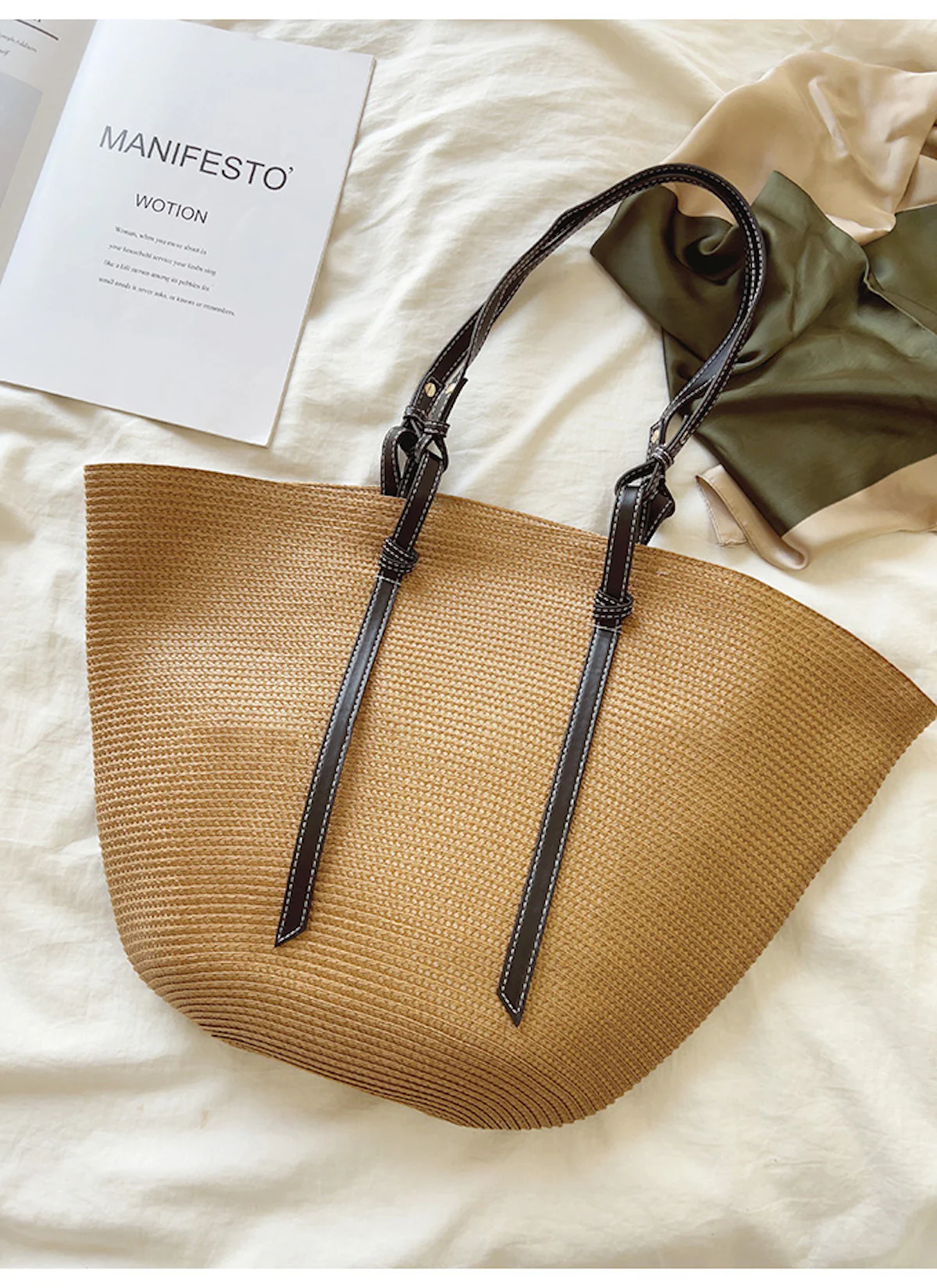 Handbags Large Shell Shaped Straw Purse Beach Bag