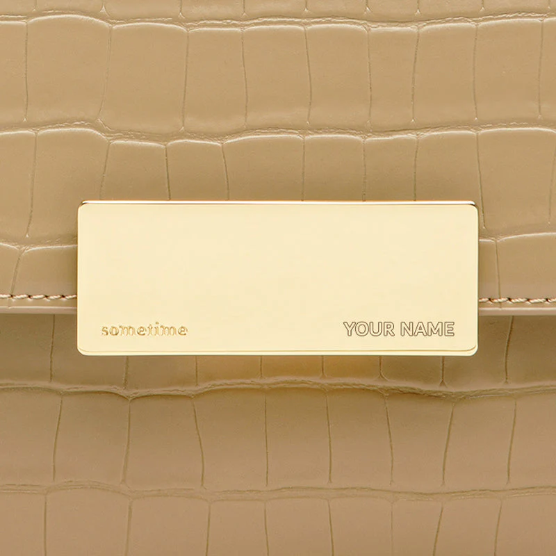 Gaia Crossbody Saddle Bag