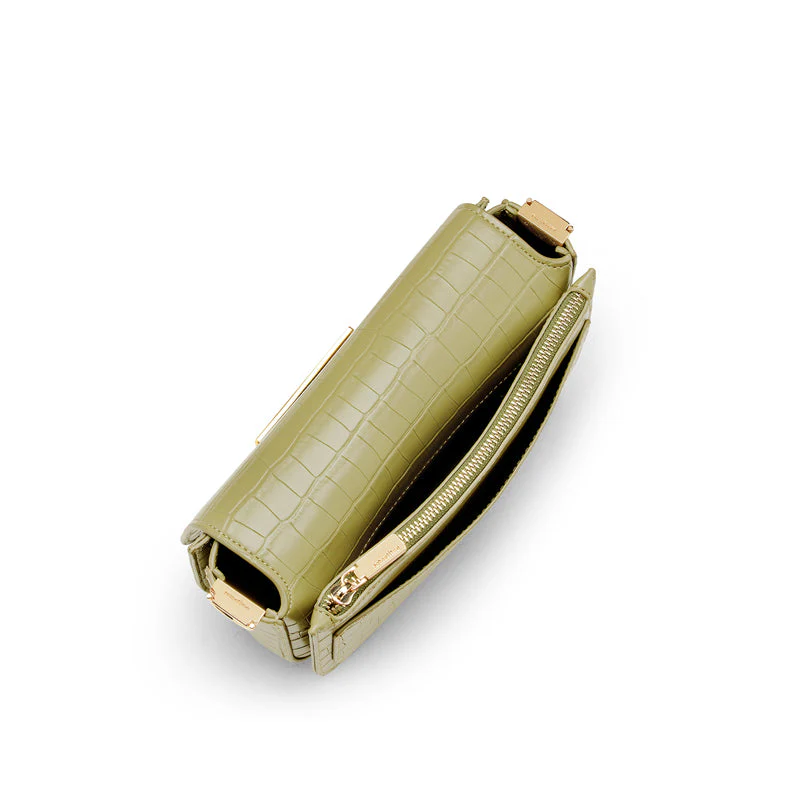 Gaia Crossbody Saddle Bag