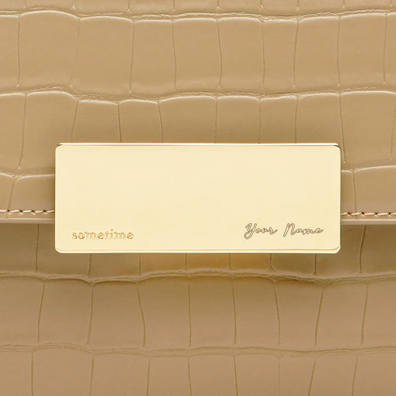 Gaia Crossbody Saddle Bag