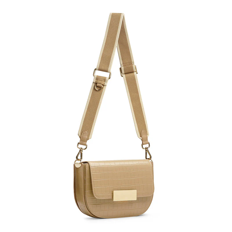 Gaia Crossbody Saddle Bag