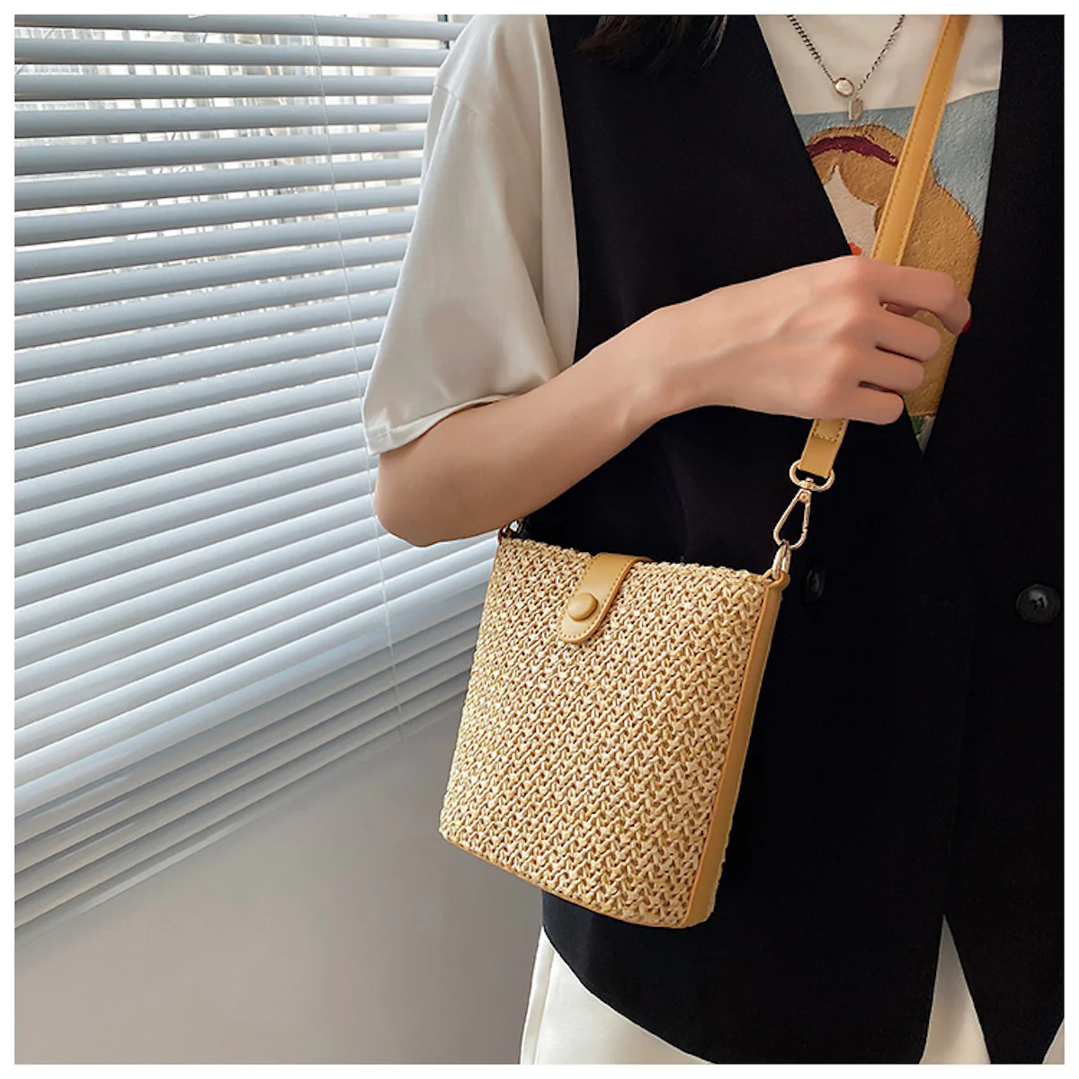 Handbags Crossbody Leather and Straw Bag