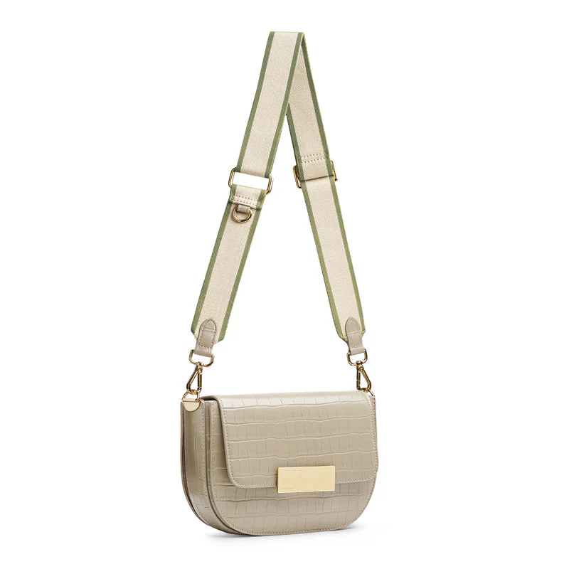 Gaia Crossbody Saddle Bag
