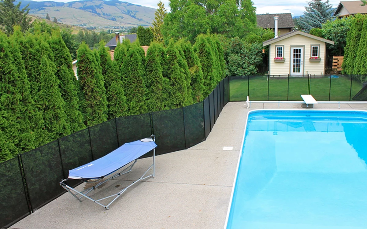Water Warden 5' x 24' Pool Safety Fence (2 5'x12' Long Sections), Black