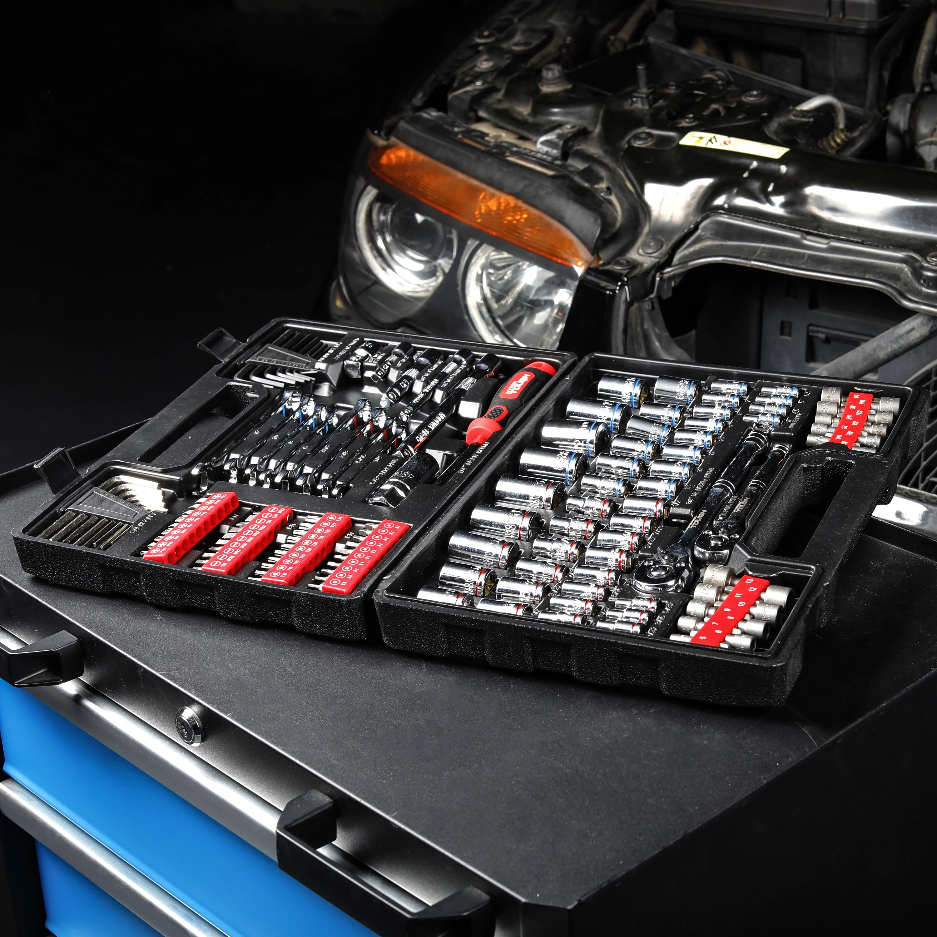 Hyper Tough 144-Piece 1/4, 3/8 and 1/2-inch Drive Mechanics Tool Set, Chrome Finish