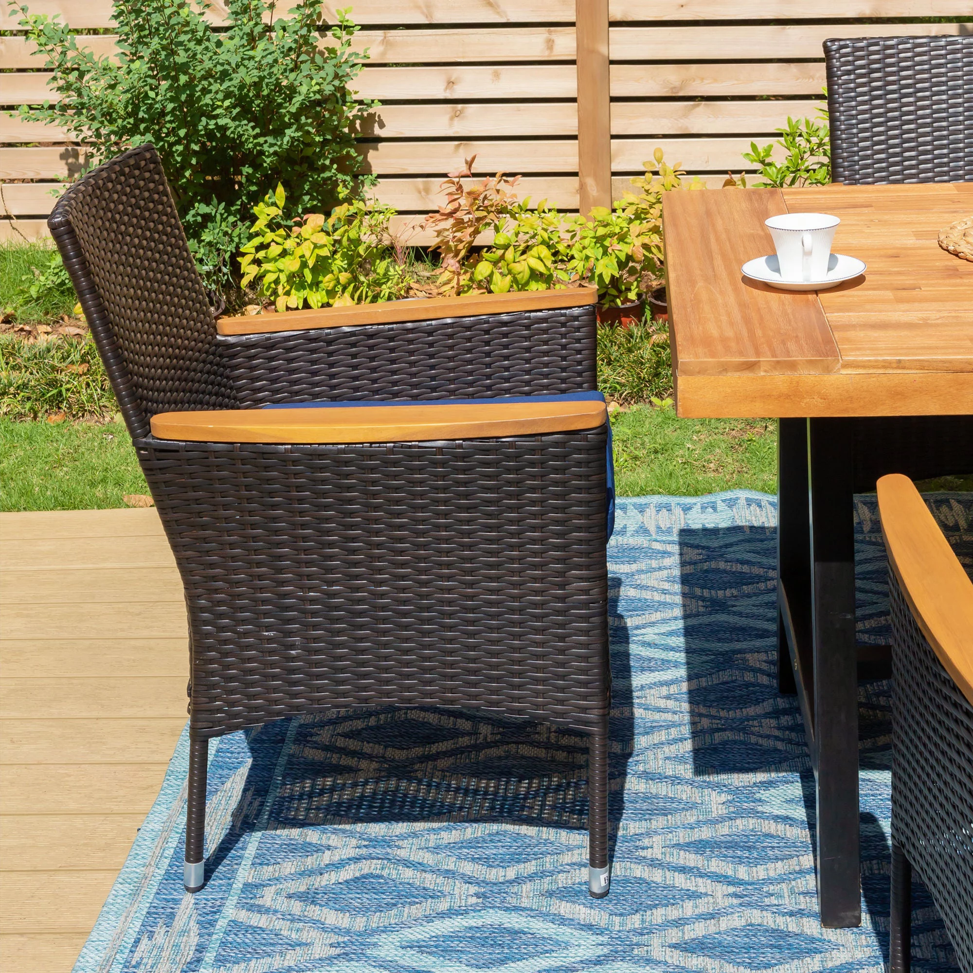 Sophia & William Patio Rattan Dining Chairs Set of 4 with Blue Cushions