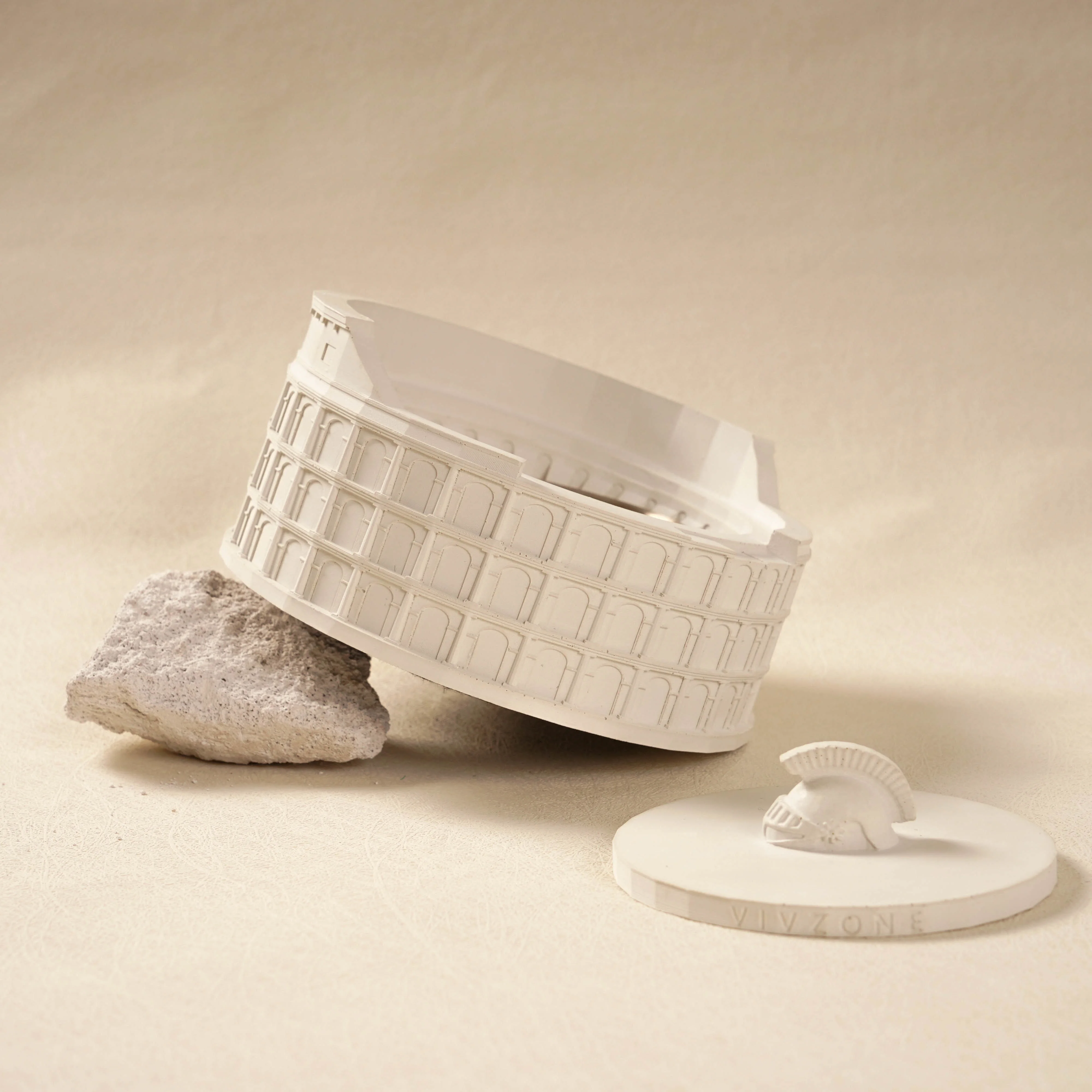 VIVZONE Colosseum Tabletop Fire Pit - Elegant Warmth