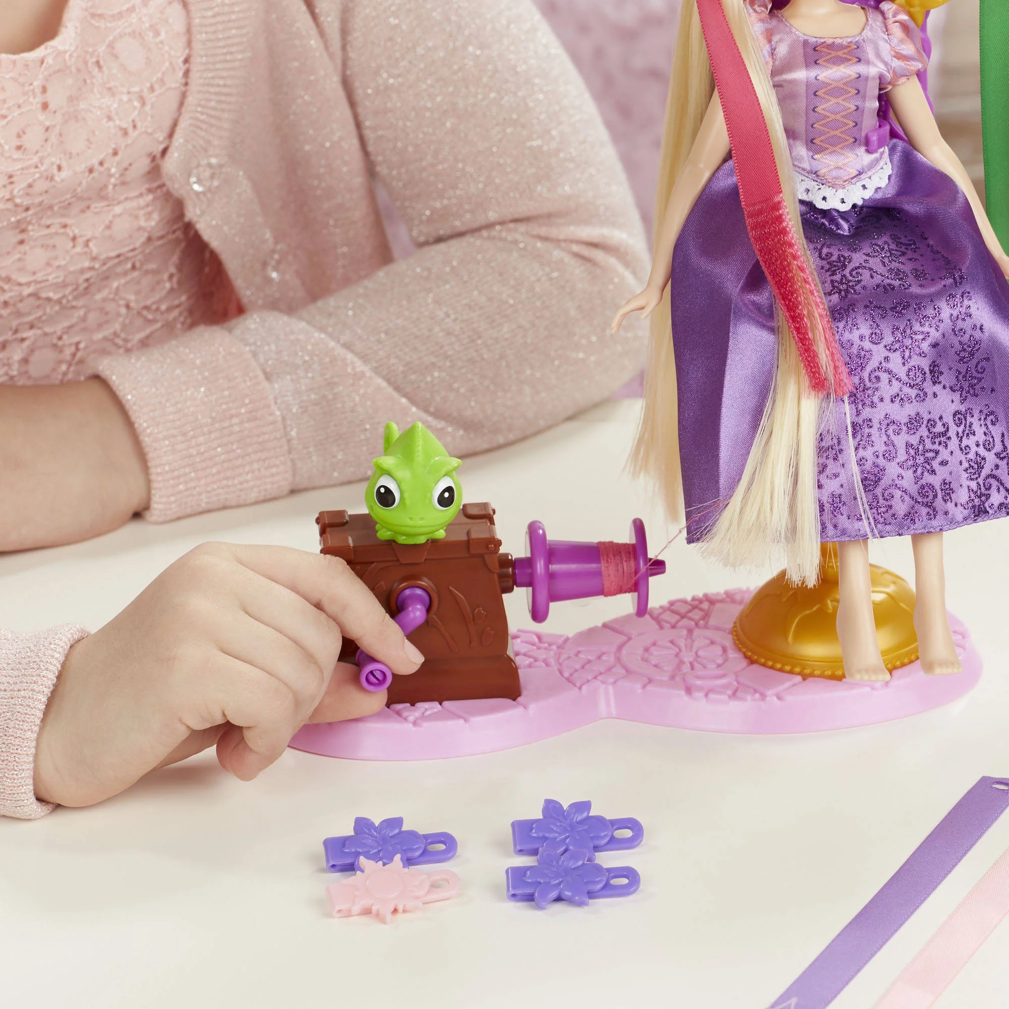 Disney Princess Rapunzel's Royal Ribbon Salon