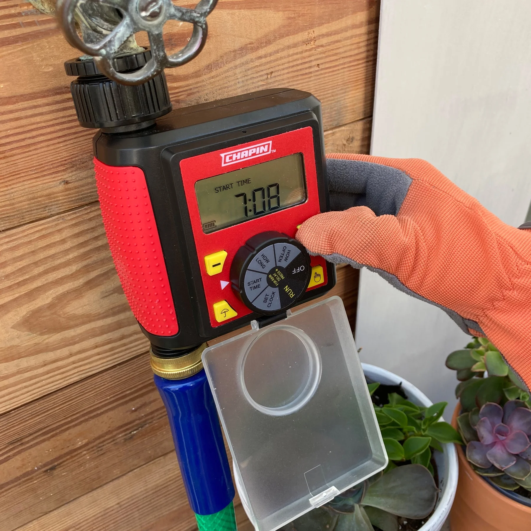 Chapin 41002: Single Zone Water Timer with Digital Display, Fits Outdoor Faucets, 3/4