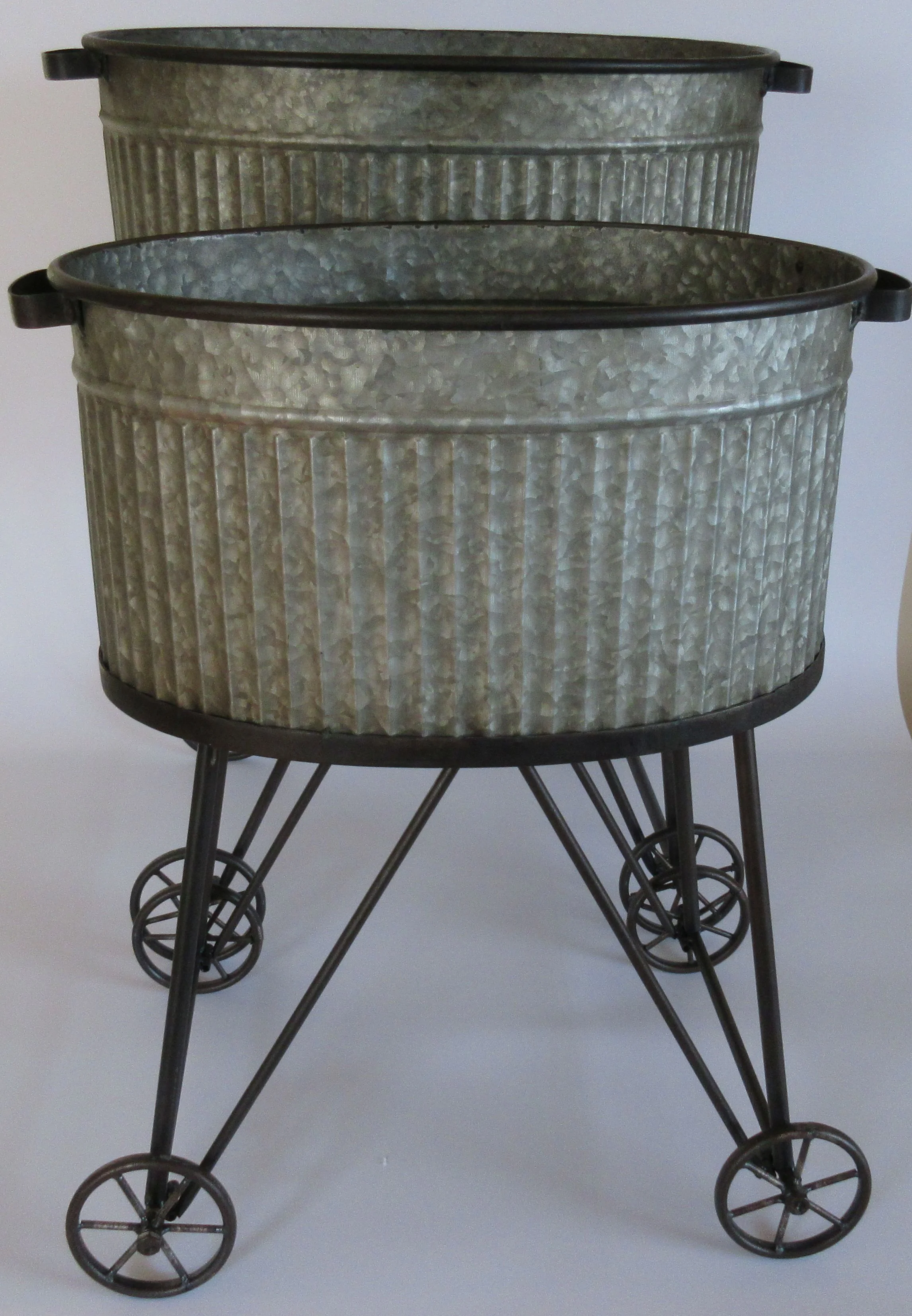 Set of 2 Metal Freestanding Farmhouse Planter on Wheels