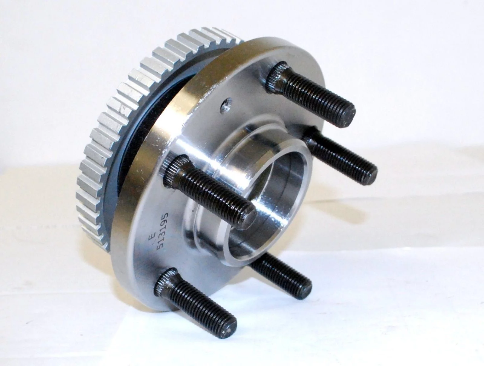 94-97 VOLVO 960 98 S90 97-98 V90 FRONT WHEEL HUB BEARING ASSEMBLY 513195 6819759-9 271905-2 538-58581 WHB VO513195F