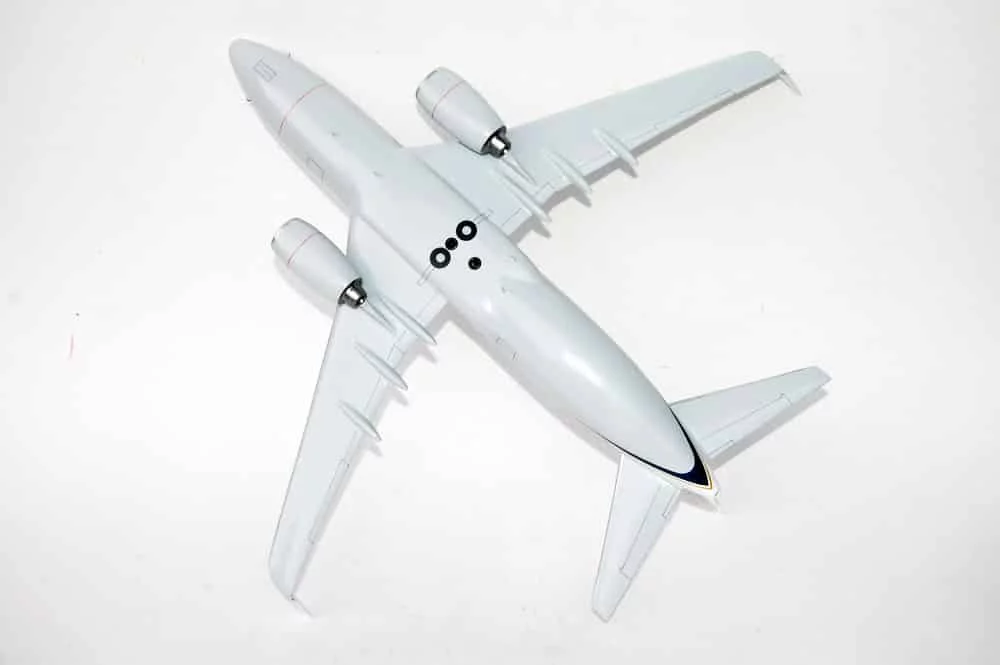 VR-59 Lone Star Express C-40a Clipper Model, 1/74th  (18