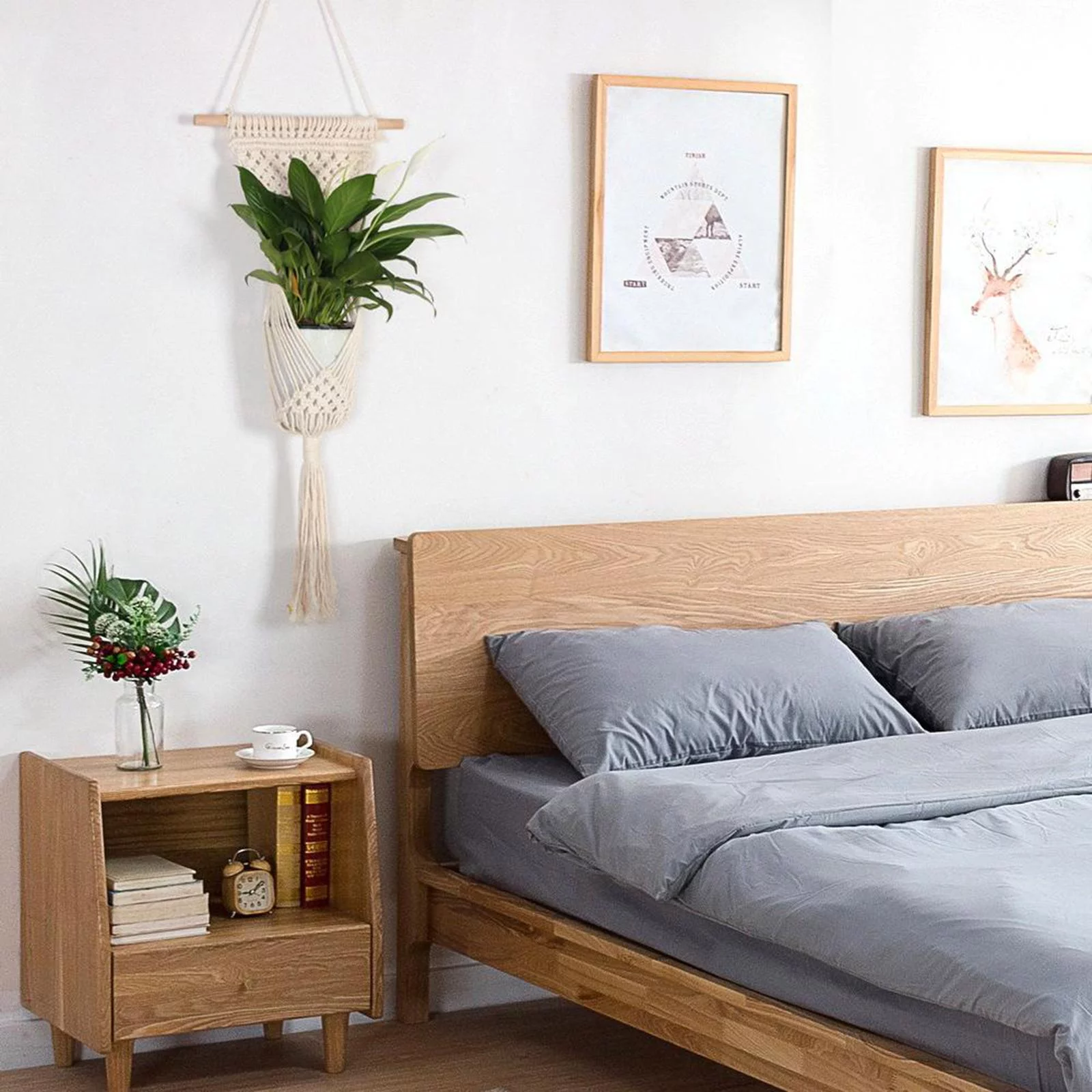 Hangers Garden Indoor Wall Hanging Planter Basket Decorative Flower Pot Holder Macrame Tapestry Hanging for indoor and outdoor Home Decor