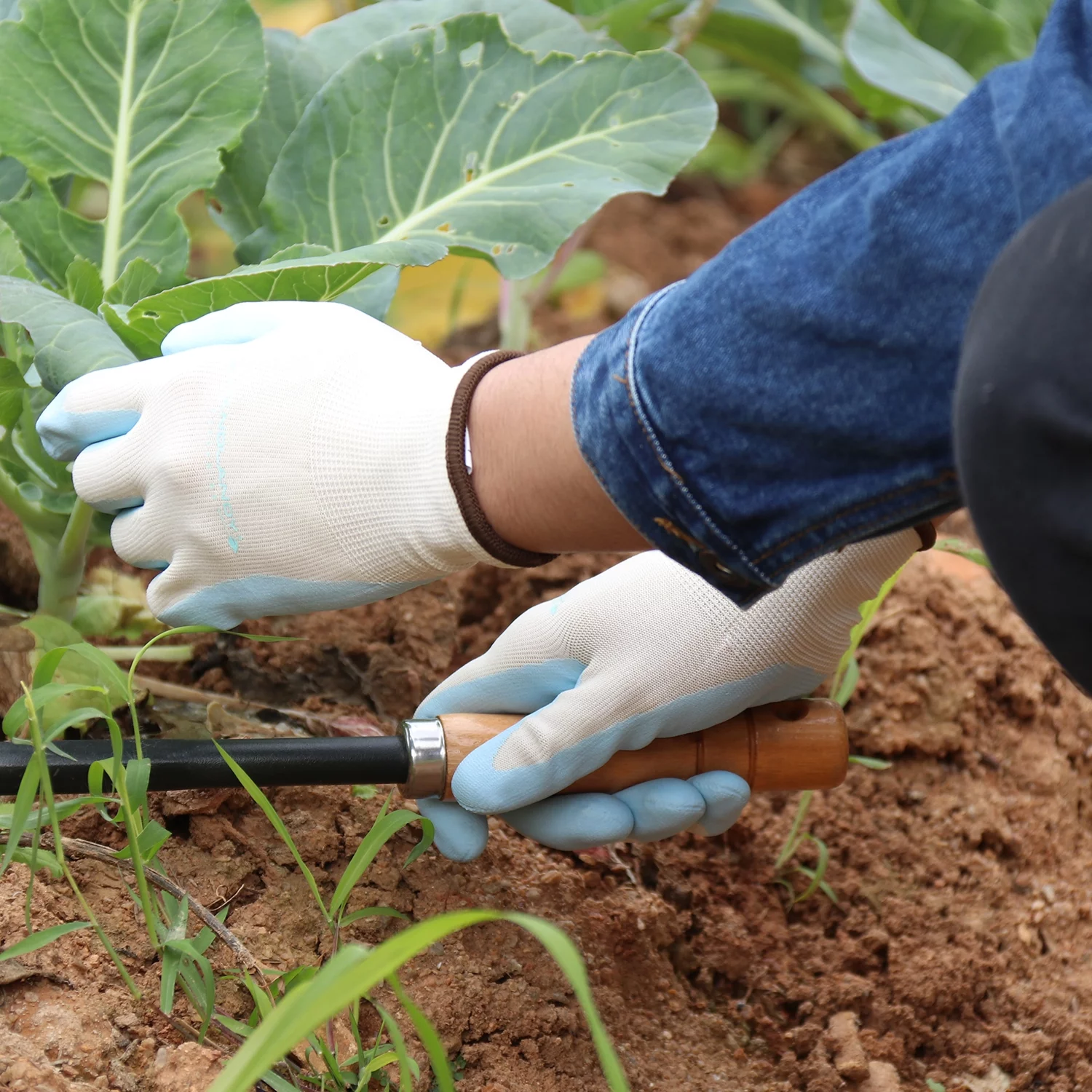 HANDLANDY 3 Pairs Women Breathable Nitrile Coated Garden Gloves Yard Work Gloves Latex Free, Medium