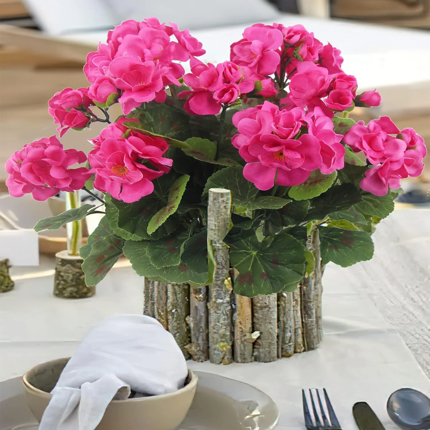 Morttic 2 Pcs Artificial Geraniums Outdoor Silk Flowers Rose Red Artificial Geranium Bush Faux Flowers Red Geraniums for Floral Home Decor Indoor Garden Patio Grave Cemetary Vase Table Centerpiece