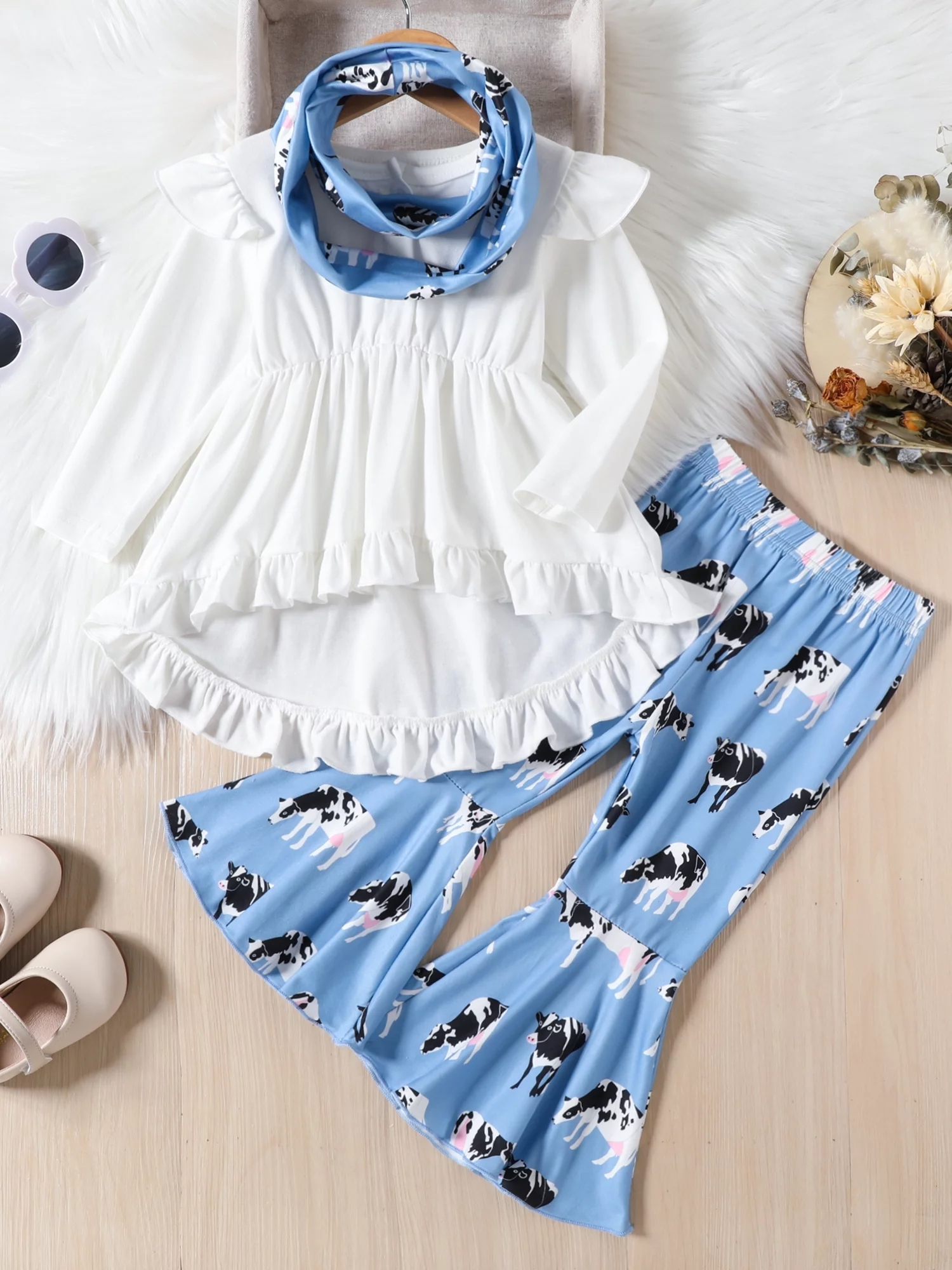 Western Girls Pants Set Ruffles Trim Flying Sleeve Shirt and Cow Print Flared Pants Headband Kids Casual Fall 3Pcs Outfits